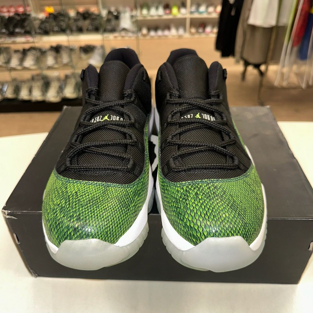 Jordan Brand × Nike Size 13 - Air Jordan 11 Retro Low Snake Size US 13 / EU 46 - 4 Thumbnail