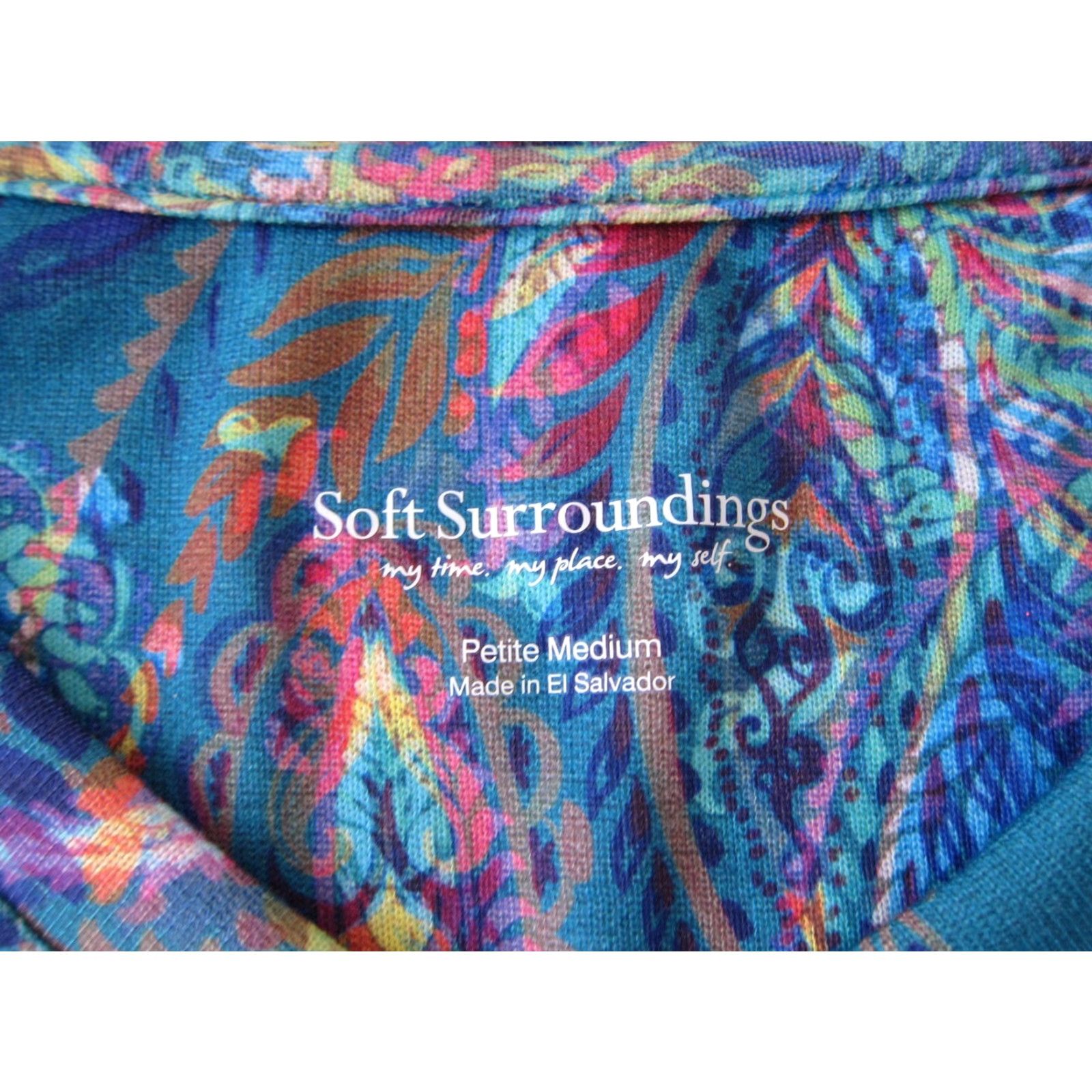 Soft Surroundings Soft Surroundings Blouse Tunic 3/4 Sleeve V-Neck PM Petite Women Blue Floral Stretch Blouse Size M / US 6-8 / IT 42-44 - 4 Thumbnail