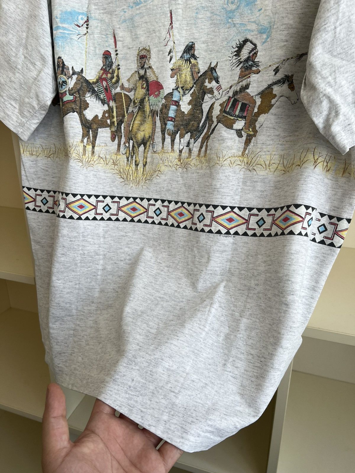 Vintage Vintage 90s St. Louis Native American T-Shirt Museum Size XL Size US XL / EU 56 / 4 - 19 Thumbnail