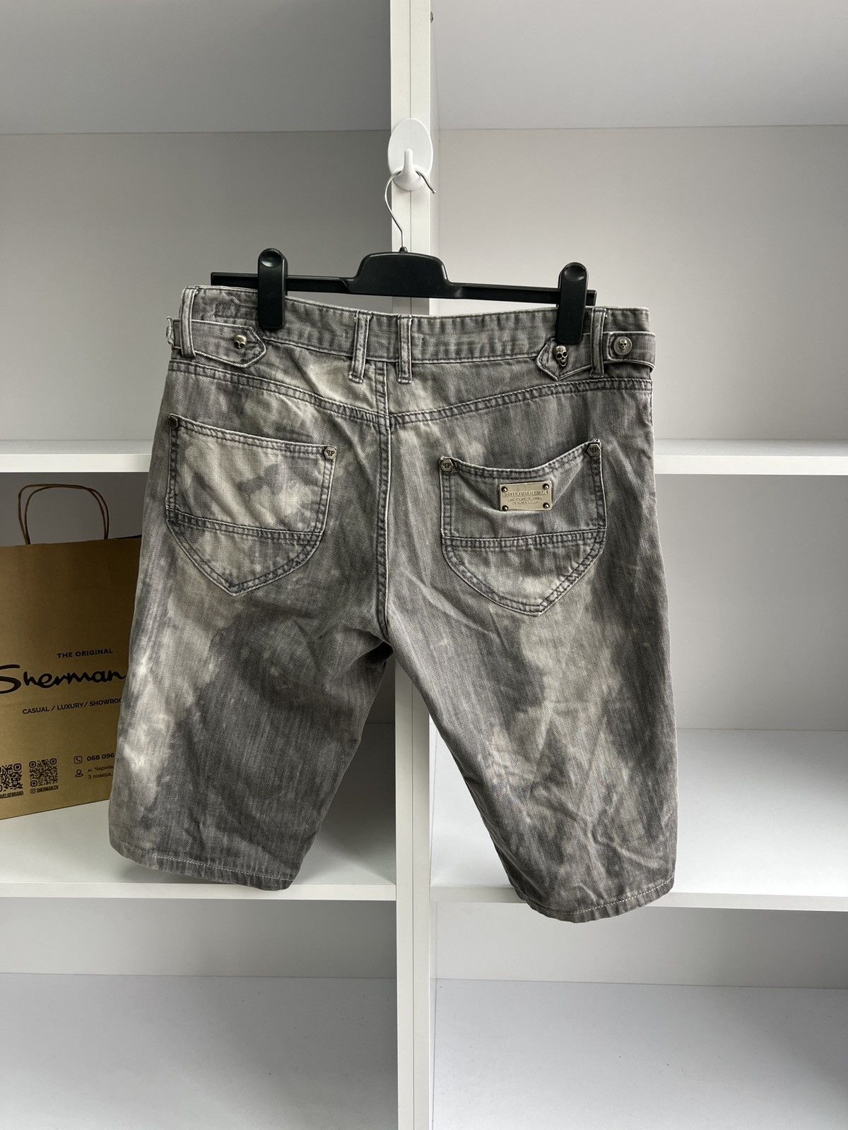 Designer × Philipp Plein × Vintage Vintage Philipp Plein Metal Logo Skull Gray Shorts Size US 34 / EU 50 - 11 Thumbnail