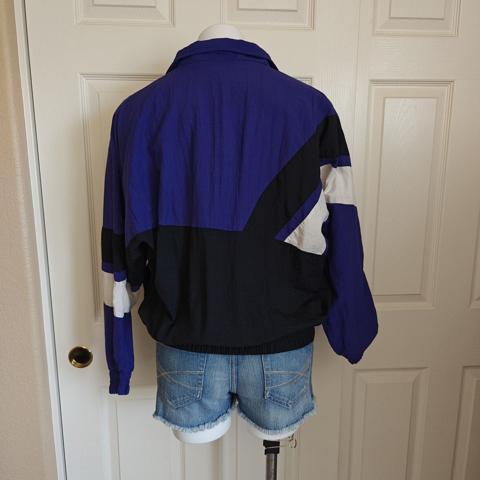 Vintage Vintage Puma 90s oversized track jacket/windbreaker sz XXS Size XXS / US 00 / IT 34 - 4 Thumbnail