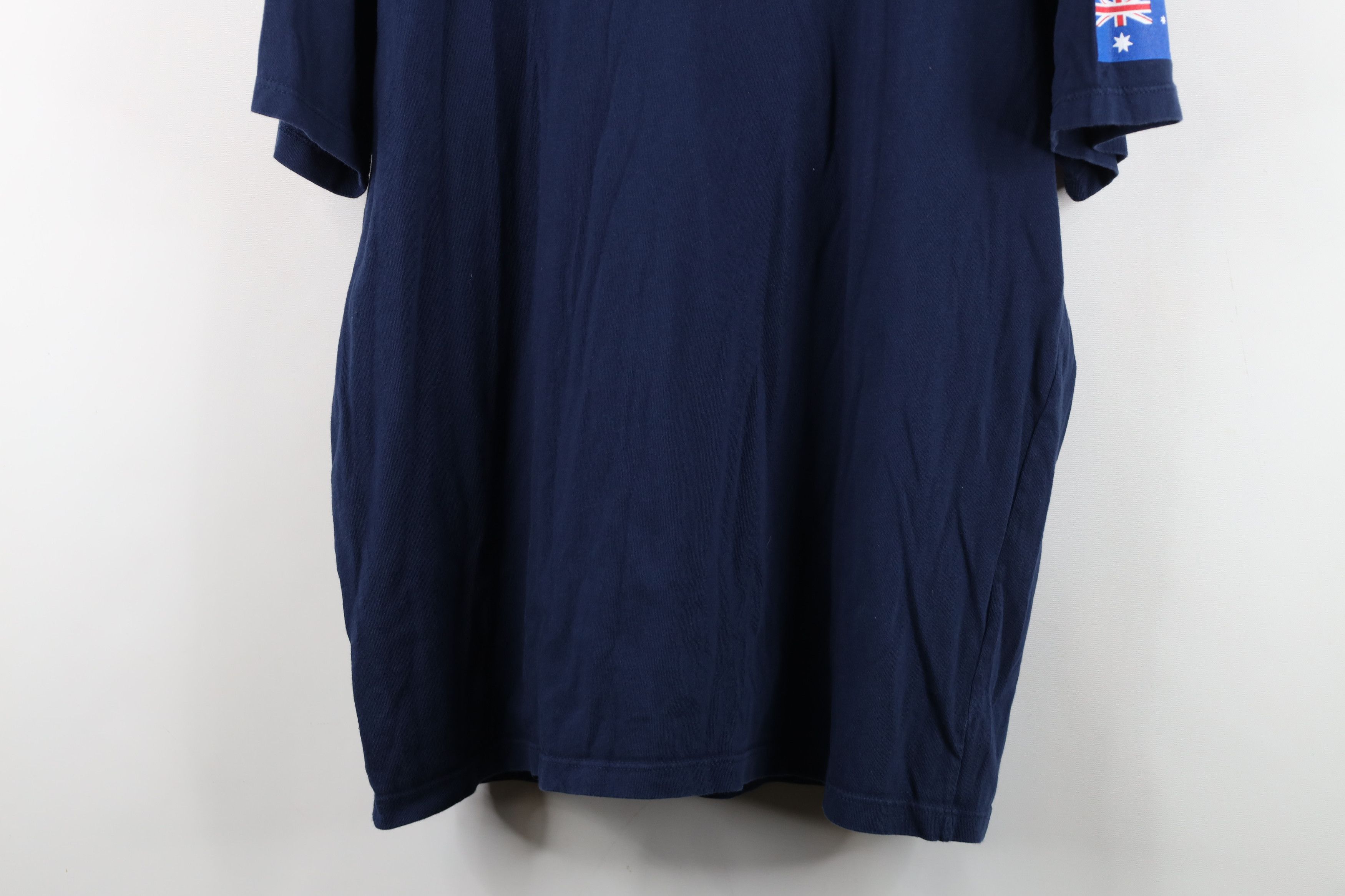 Nike Vintage Nike Swoosh Australia National Team Soccer T-Shirt Size US L / EU 52-54 / 3 - 15 Thumbnail