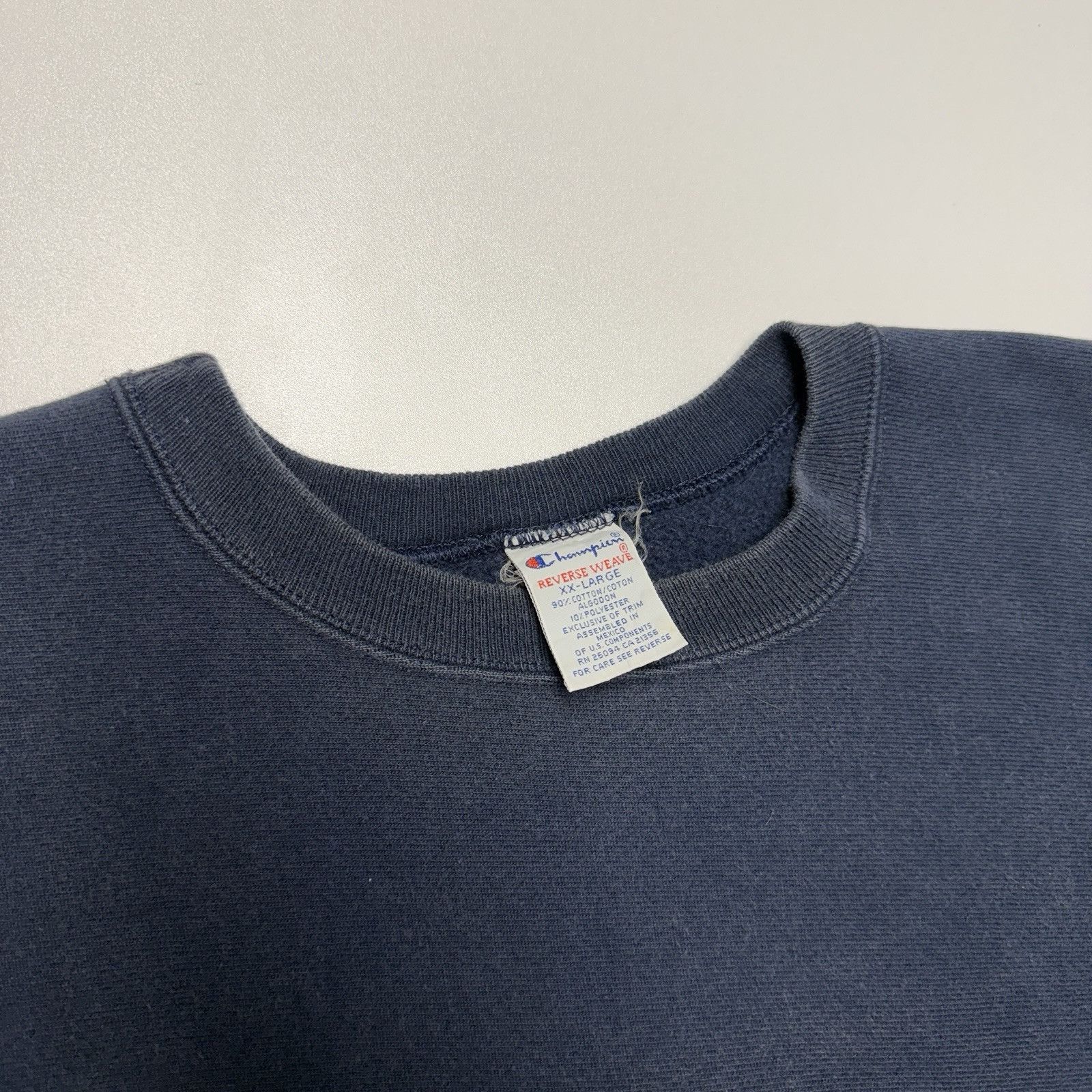 Champion Vintage 90s Champion Reverse Weave Sweatshirt Mens 2XL Size US XL / EU 56 / 4 - 3 Thumbnail