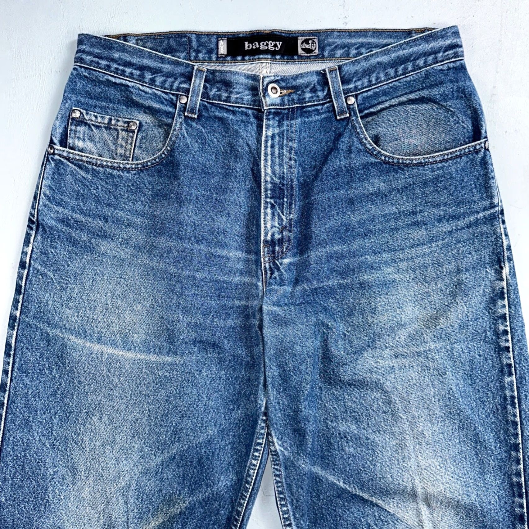 Levi's VINTAGE Levi's Silvertab Levis SilverTab 90s Baggy Denim Jeans Blue 35x32 Mens Jeans Wide-Leg 90s Theme Pockets Size US 35 - 2 Thumbnail