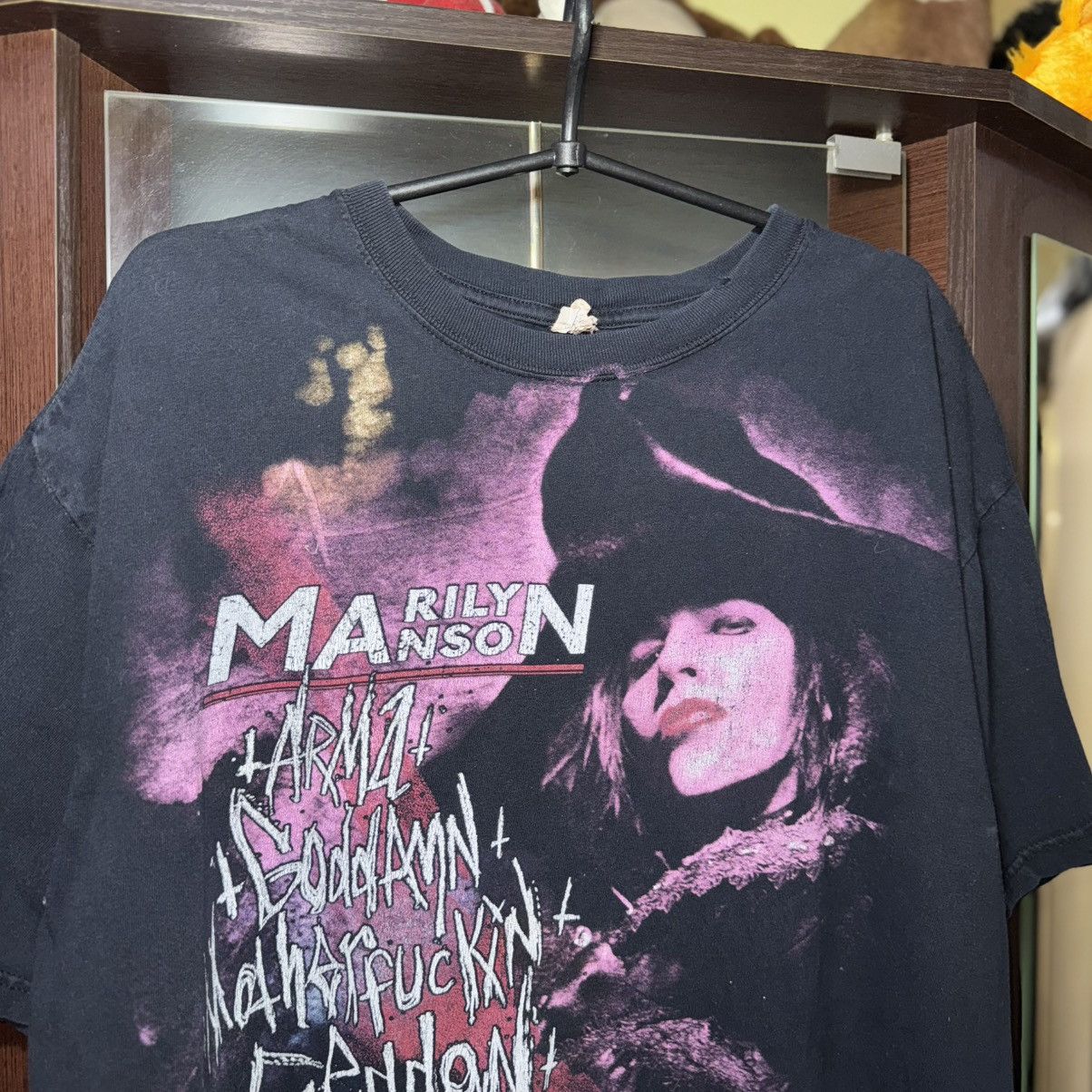 Band Tees Vintage 2009 Marilyn Manson “We’re From America” T-Shirt Size US XL / EU 56 / 4 - 4 Thumbnail