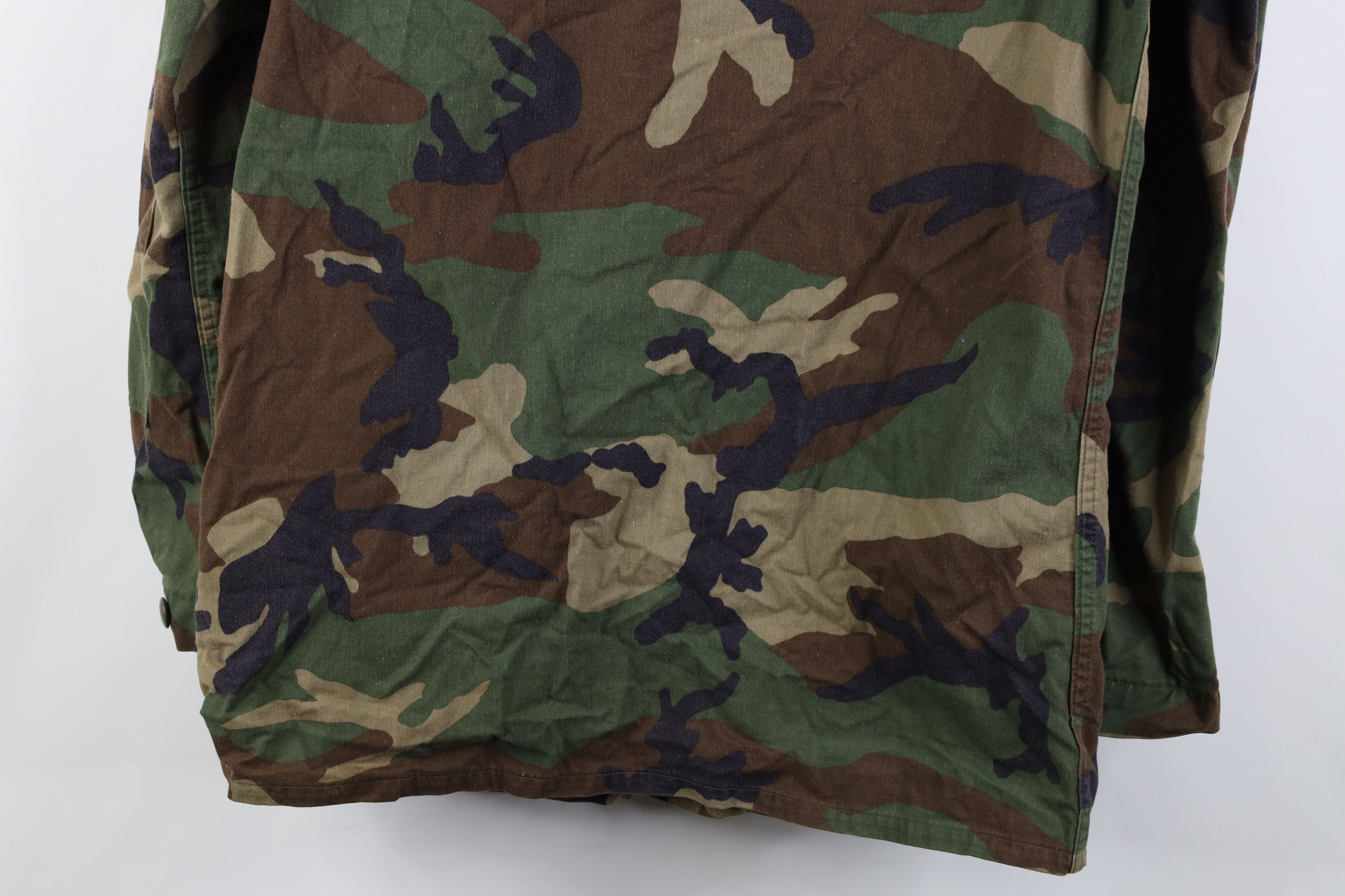 Vintage Vintage 80s USGI Woodland Camouflage Combat Coat Jacket USA Size US M / EU 48-50 / 2 - 15 Thumbnail