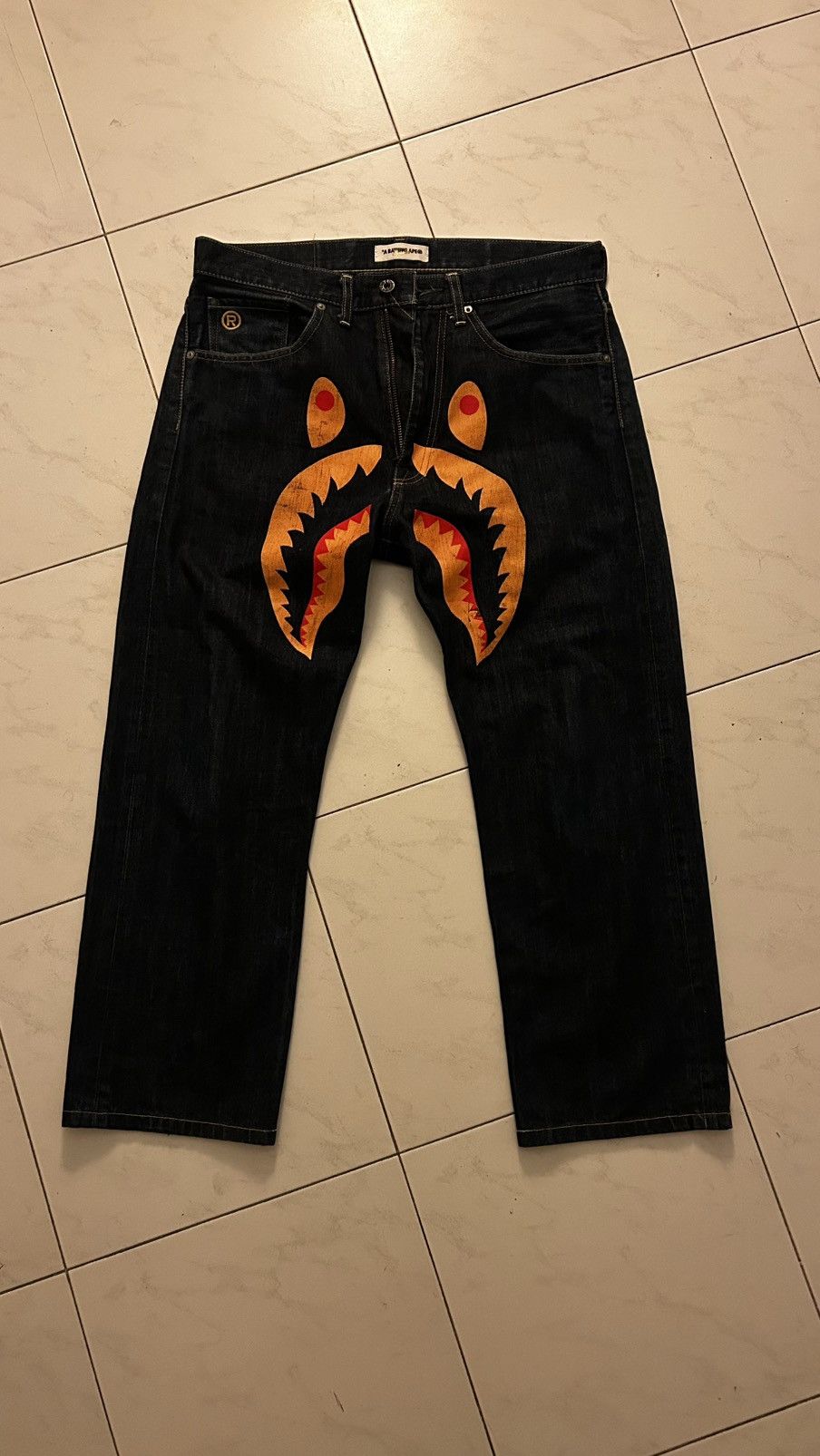 Bape SHARK LOGO BAPE JEANS Size US 35 - 1 Thumbnail