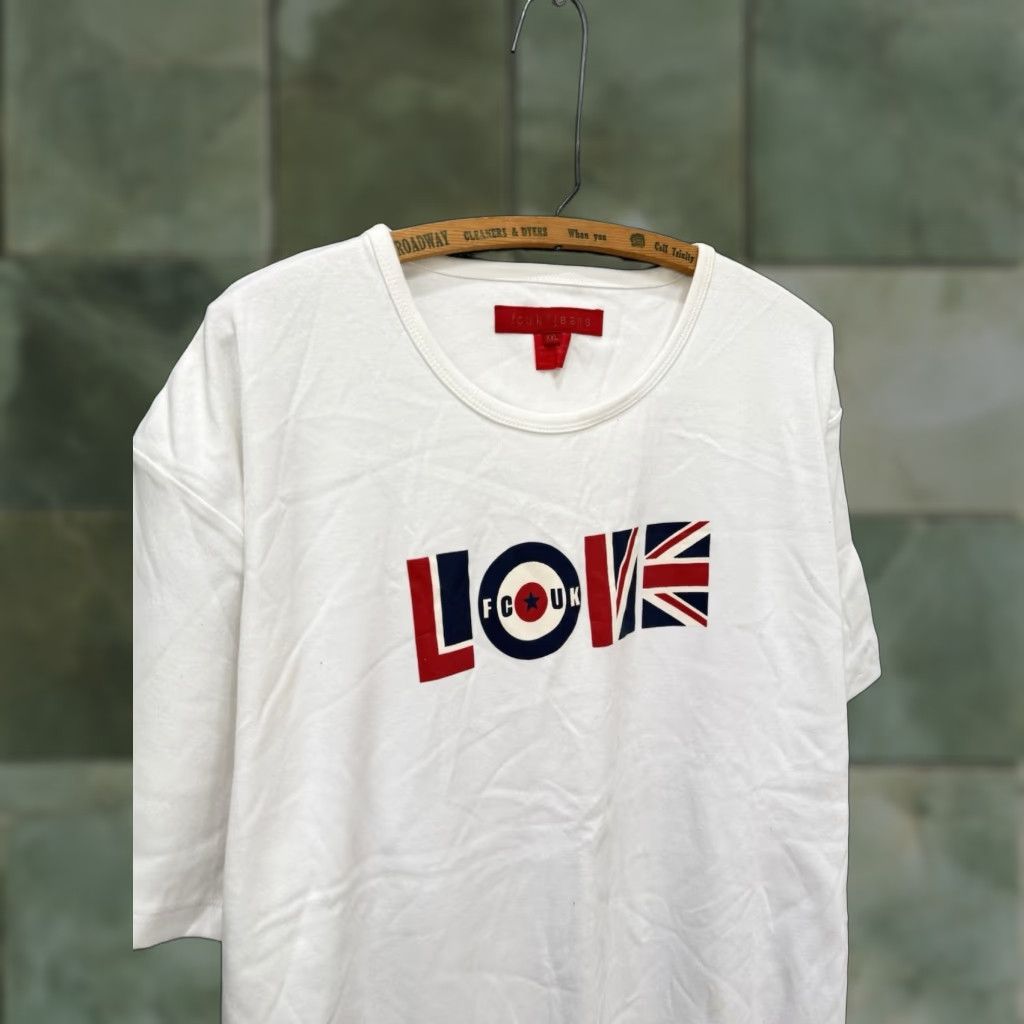 French Connection VINTAGE French Connection Fcuk Love White Graphic Tee Shirt 2XL Men Mens Size 2XL Shirts White Love 90s Size US XXL / EU 58 / 5 - 1 Thumbnail
