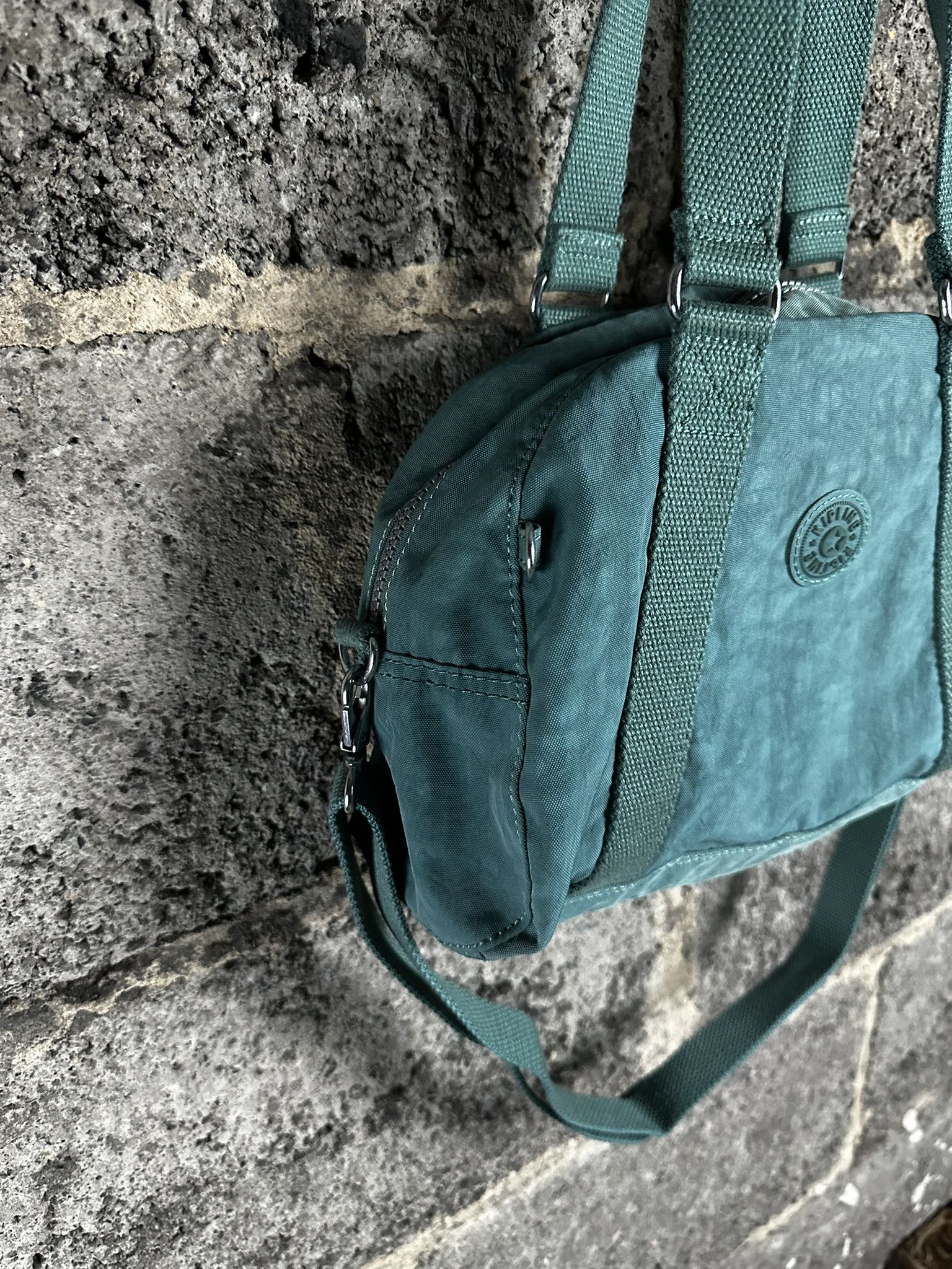 Vintage Vintage Kipling Shoulder Bag Size ONE SIZE - 3 Thumbnail