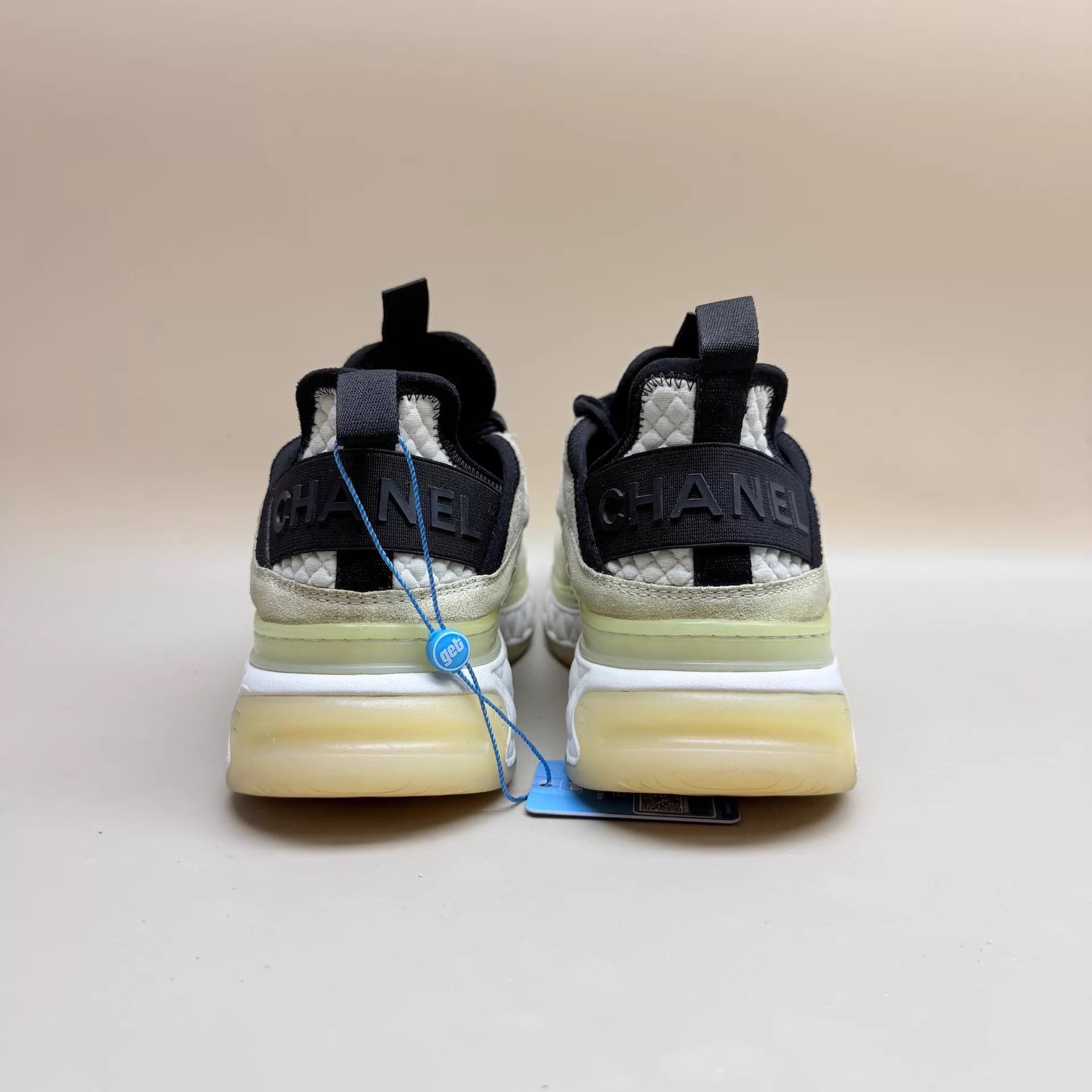 Chanel CHANEL Quilted Double C Gold Logo Sneaker 38 EU 95 New Size US 7.5 / IT 37.5 - 3 Thumbnail