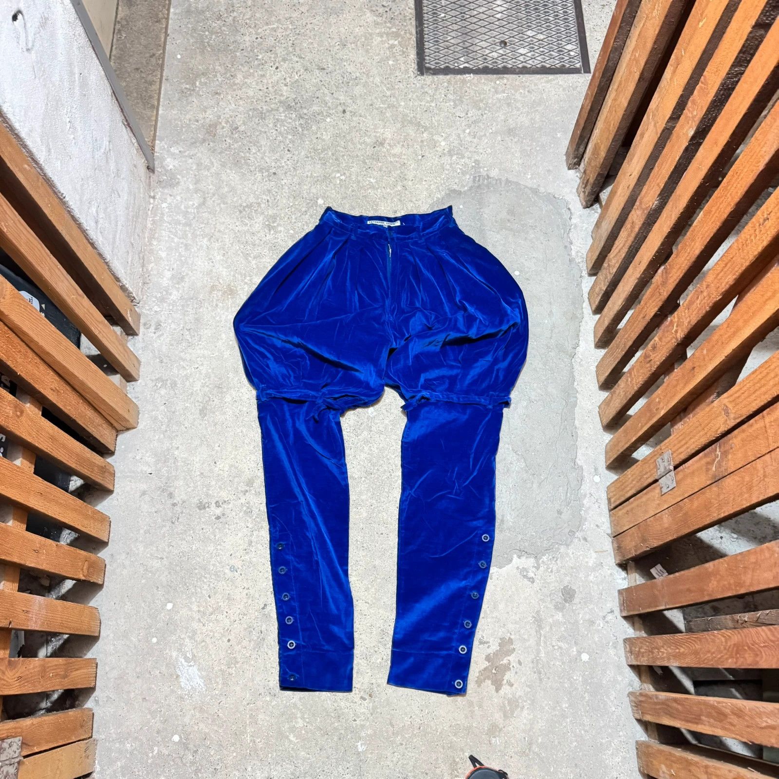 Katharine Hamnett London 80s Katherine Hamnett London velour bondage wide strap pants Size 26" / US 2 / IT 38 - 1 Thumbnail