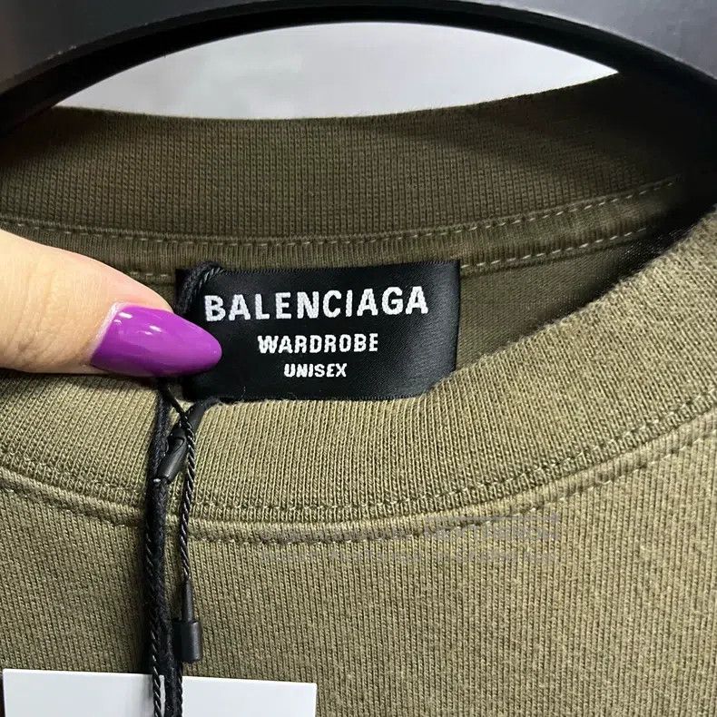 Balenciaga Balenciaga Khaki Logo Letter Round Neck Short Sleeve T-Shi Size US S / EU 44-46 / 1 - 2 Thumbnail