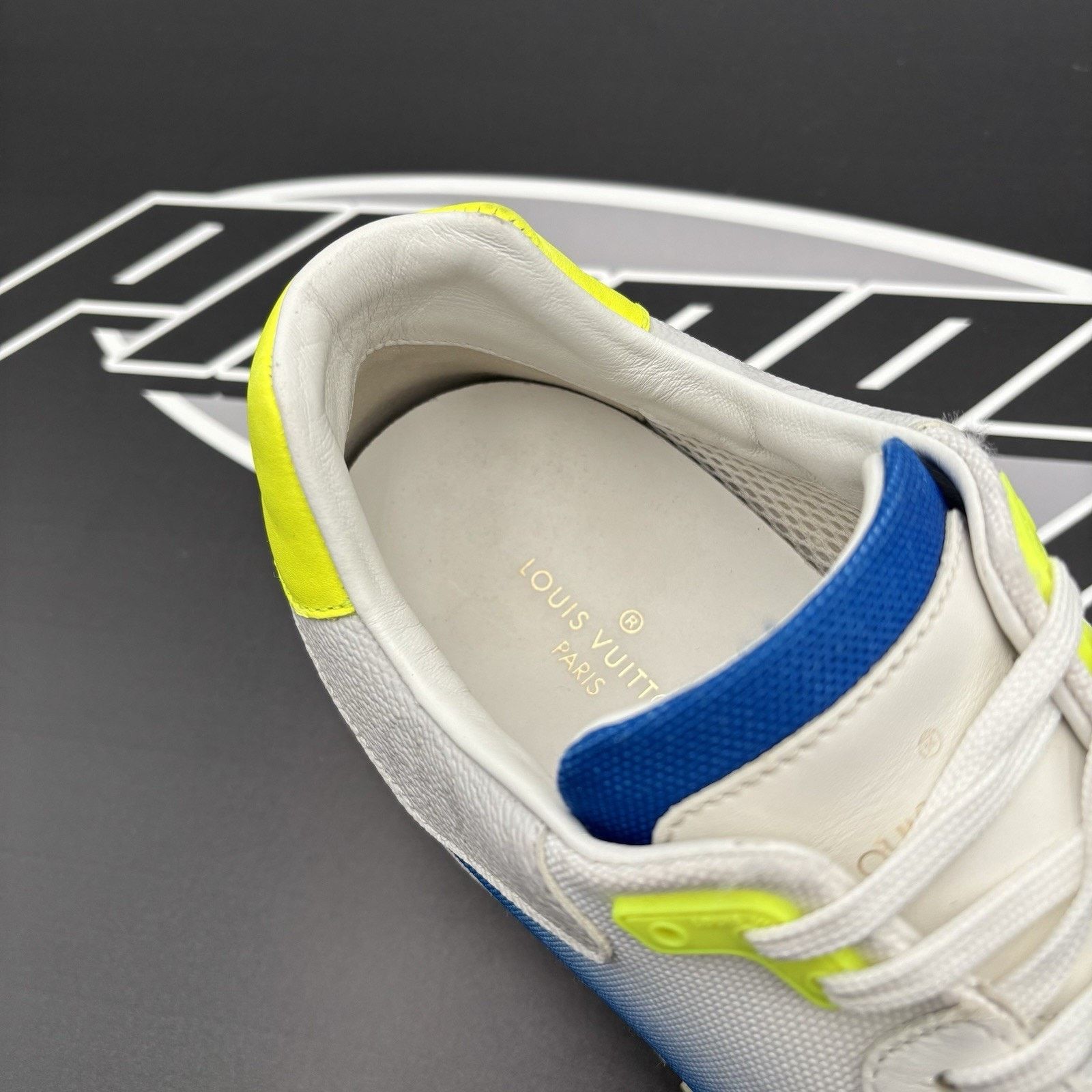 Louis Vuitton Louis Vuitton Run Away ' Eclipse Blue Gradation ' | CLEAN Size US 9 / EU 42 - 7 Thumbnail