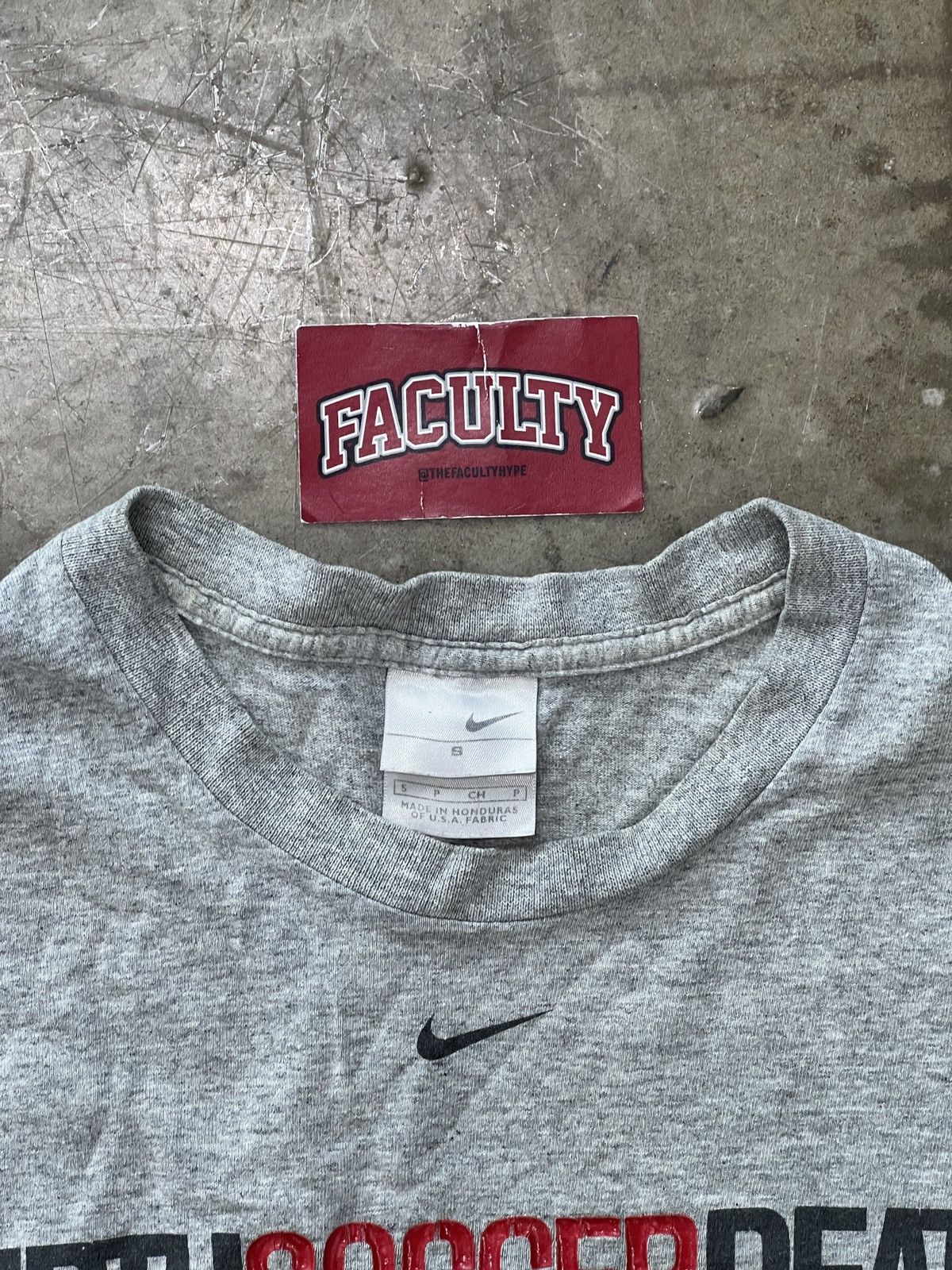 Nike × Vintage Vintage Nike Birth Soccer Death Tee Small Size US S / EU 44-46 / 1 - 3 Thumbnail