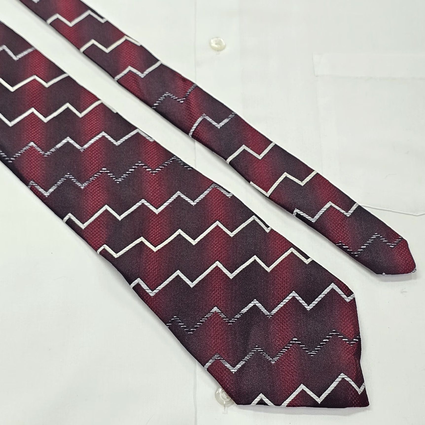 Vintage Burma Bibas Necktie Mens Silk Tie Burgandy Striped Lightning Bolt 57"X4" USA Silk Tie Men Size ONE SIZE - 4 Thumbnail