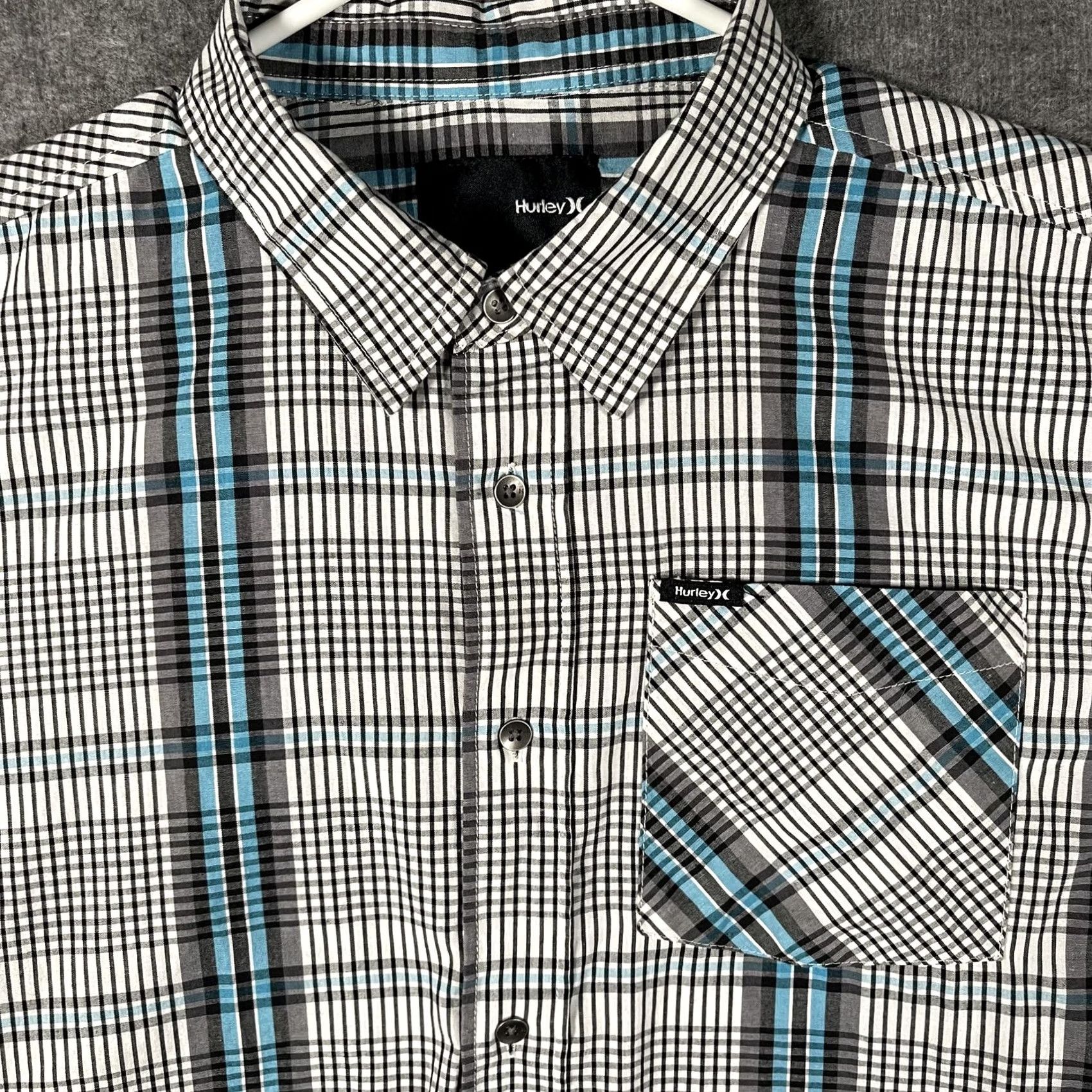 Hurley Hurley Button Up Shirt Mens XL Plaid Short Sleeve Surf Skate Casual Multicolor Blue/Black Size US XL / EU 56 / 4 - 2 Thumbnail