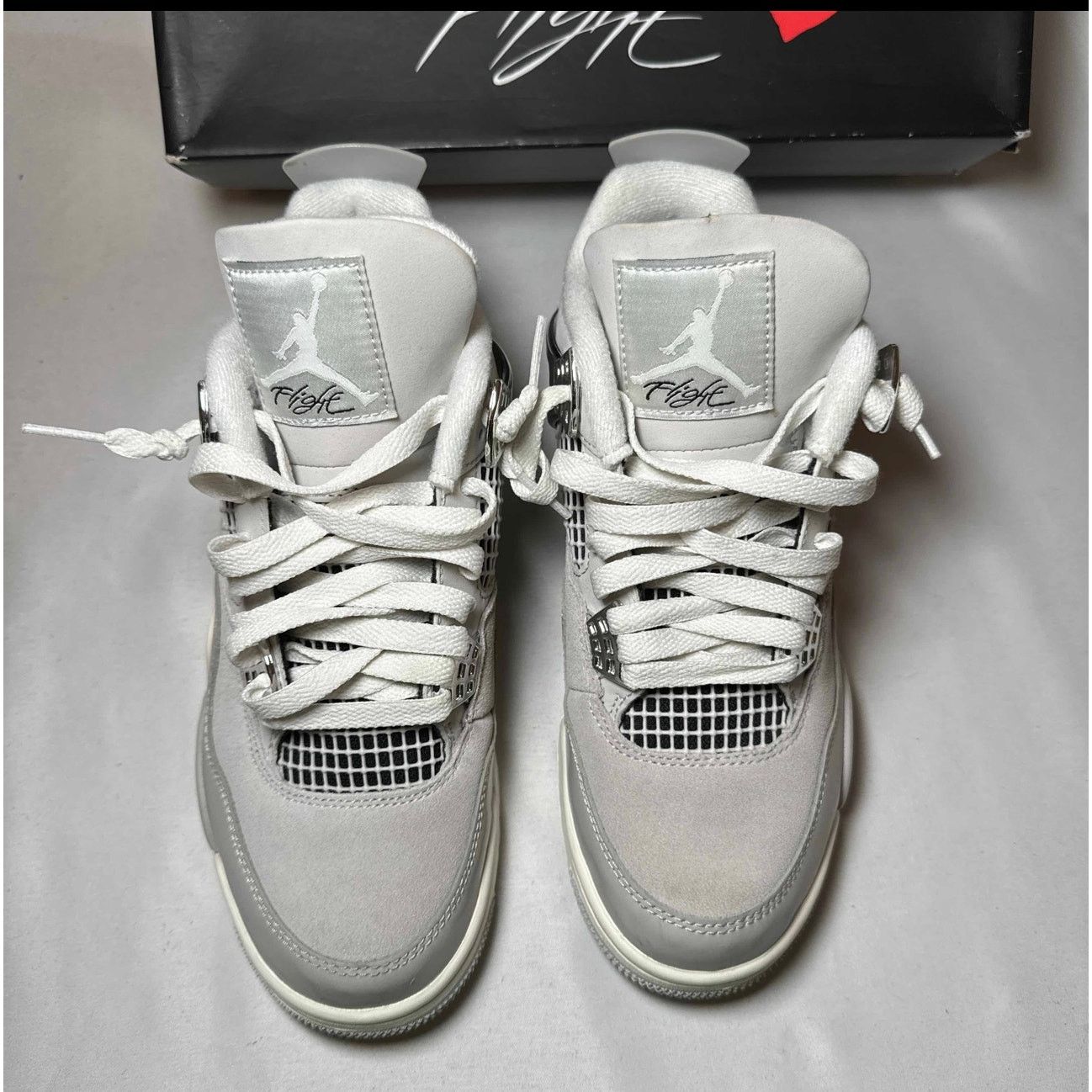 Jordan Brand × Nike Size 6.5 Air Jordan 4 Retro Frozen Moments Women's Ships Now Size US 6.5 / IT 36.5 - 4 Thumbnail