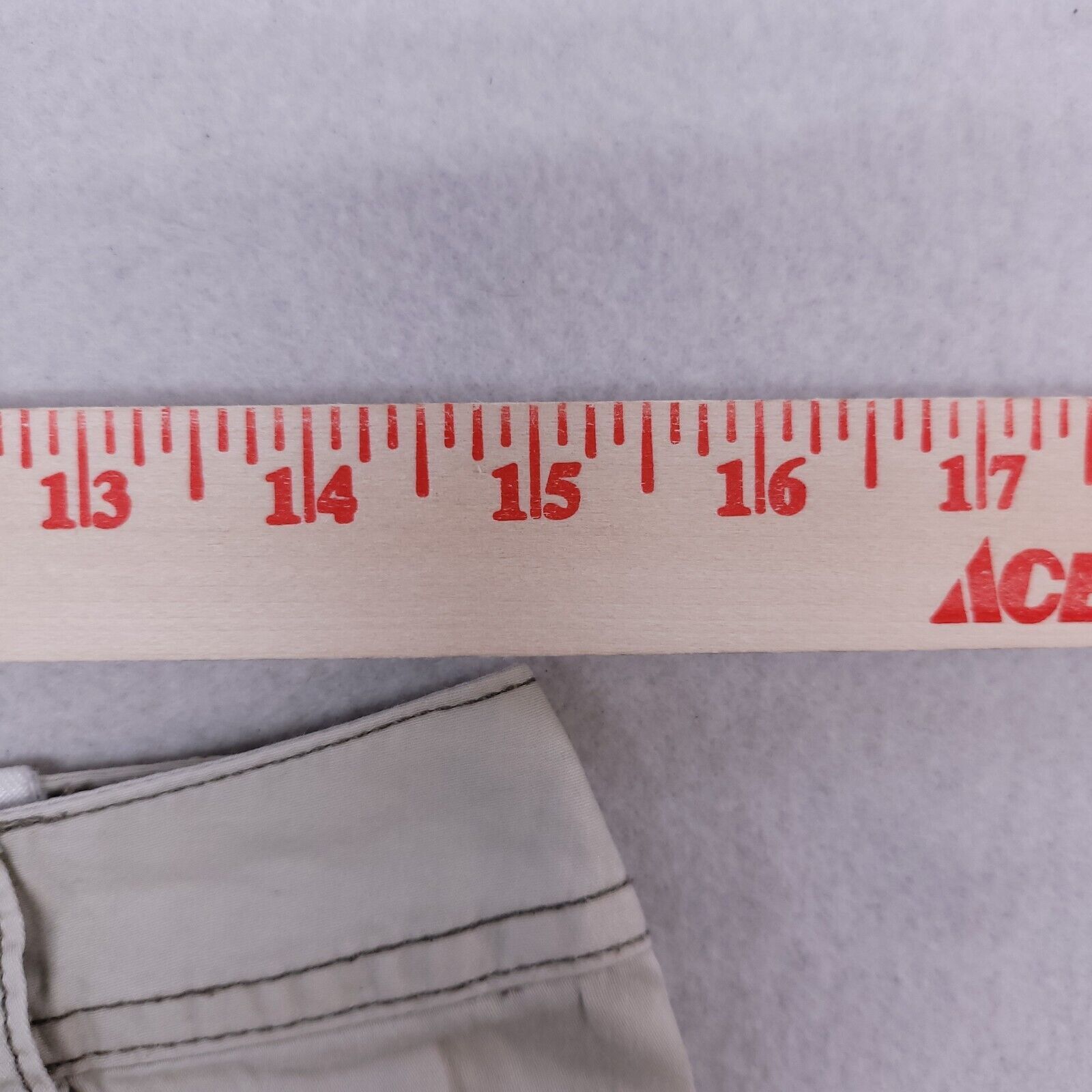 Mossimo Mossimo Button Zip Chino Short Shorts Womens Size 5 Beige Size 30" / US 8 / IT 44 - 8 Thumbnail