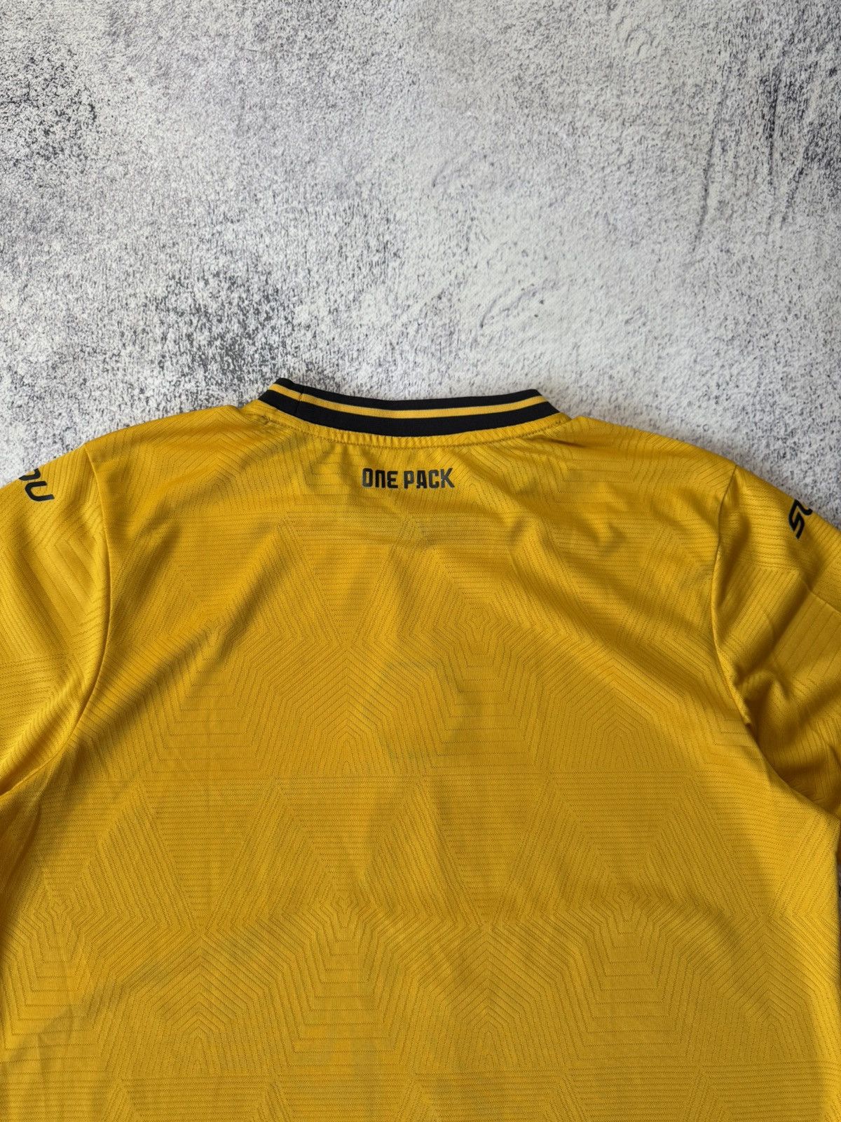 Vintage Wolverhampton Wanderers Sudu 2024/2025 Wolves shirt size M Size US M / EU 48-50 / 2 - 16 Thumbnail