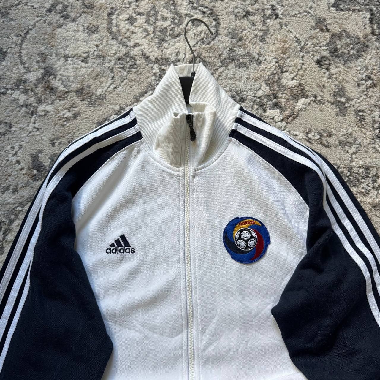 Adidas Vintage Adidas Romania Football Jacket Soccer Track Top Size US L / EU 52-54 / 3 - 3 Thumbnail