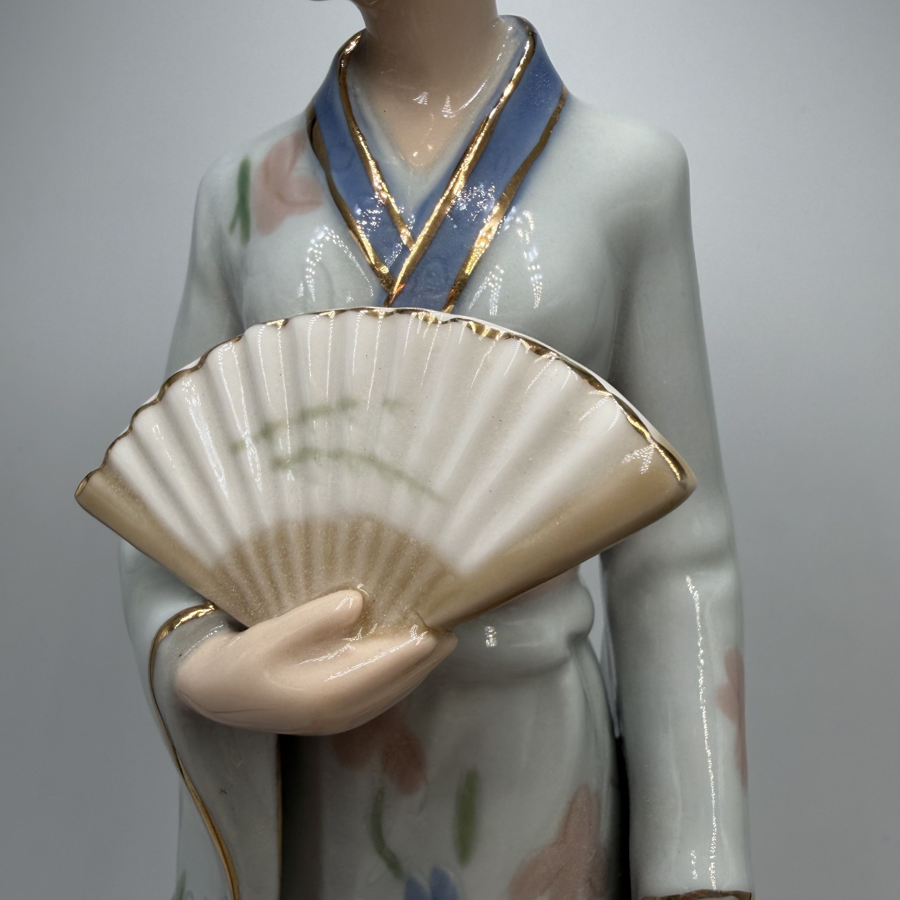Vintage Pavone Porcelain Japanese Lady Geisha Figurine Fan Italian Size ONE SIZE - 7 Thumbnail