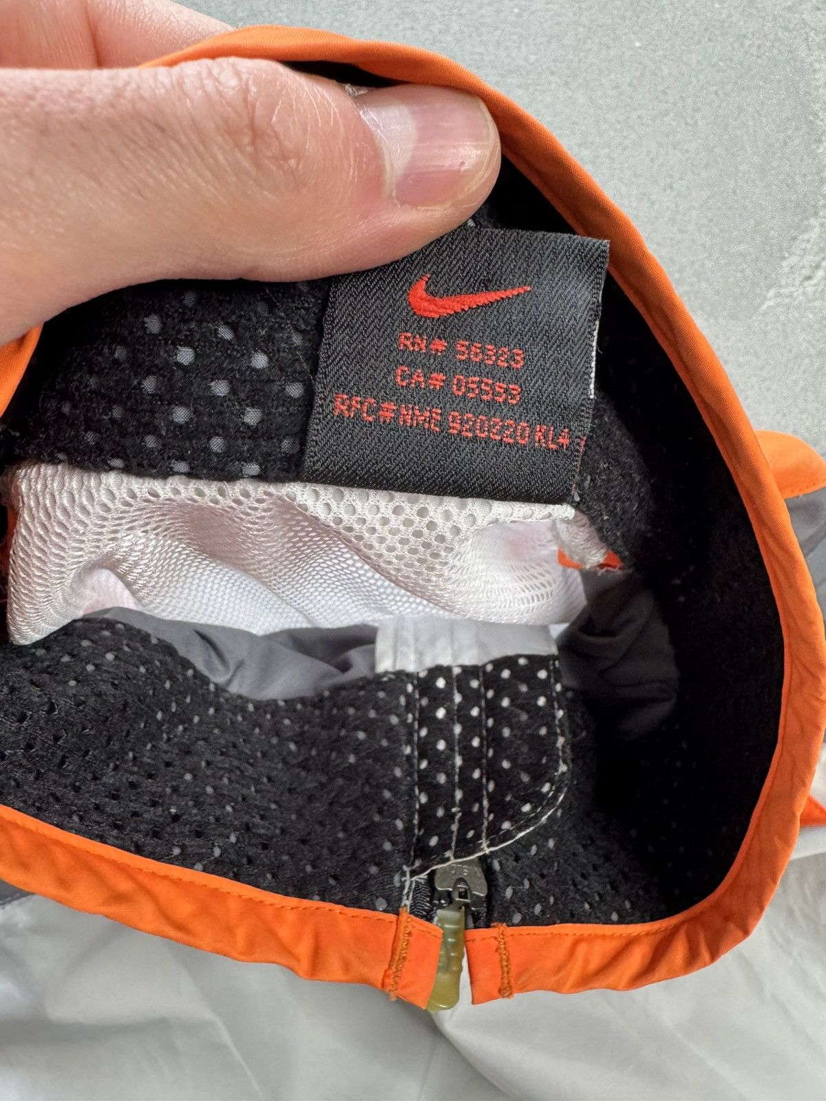 Nike × Vintage Vintage Nike Full Zip Nylon Jacket Size US L / EU 52-54 / 3 - 7 Thumbnail