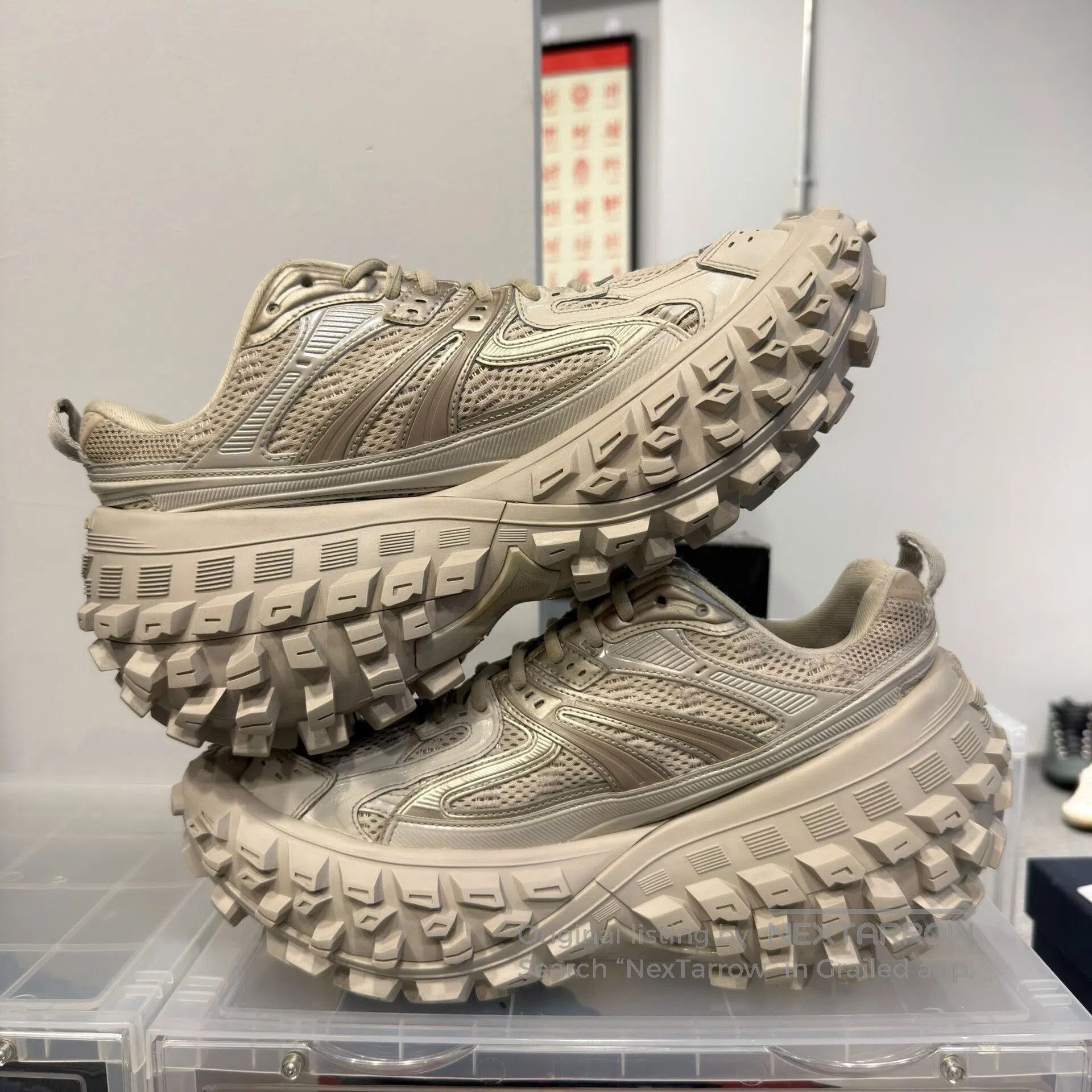 Balenciaga Balenciaga Tire Sneakers in Beige Size 43. Size US 10 / EU 43 - 7 Thumbnail