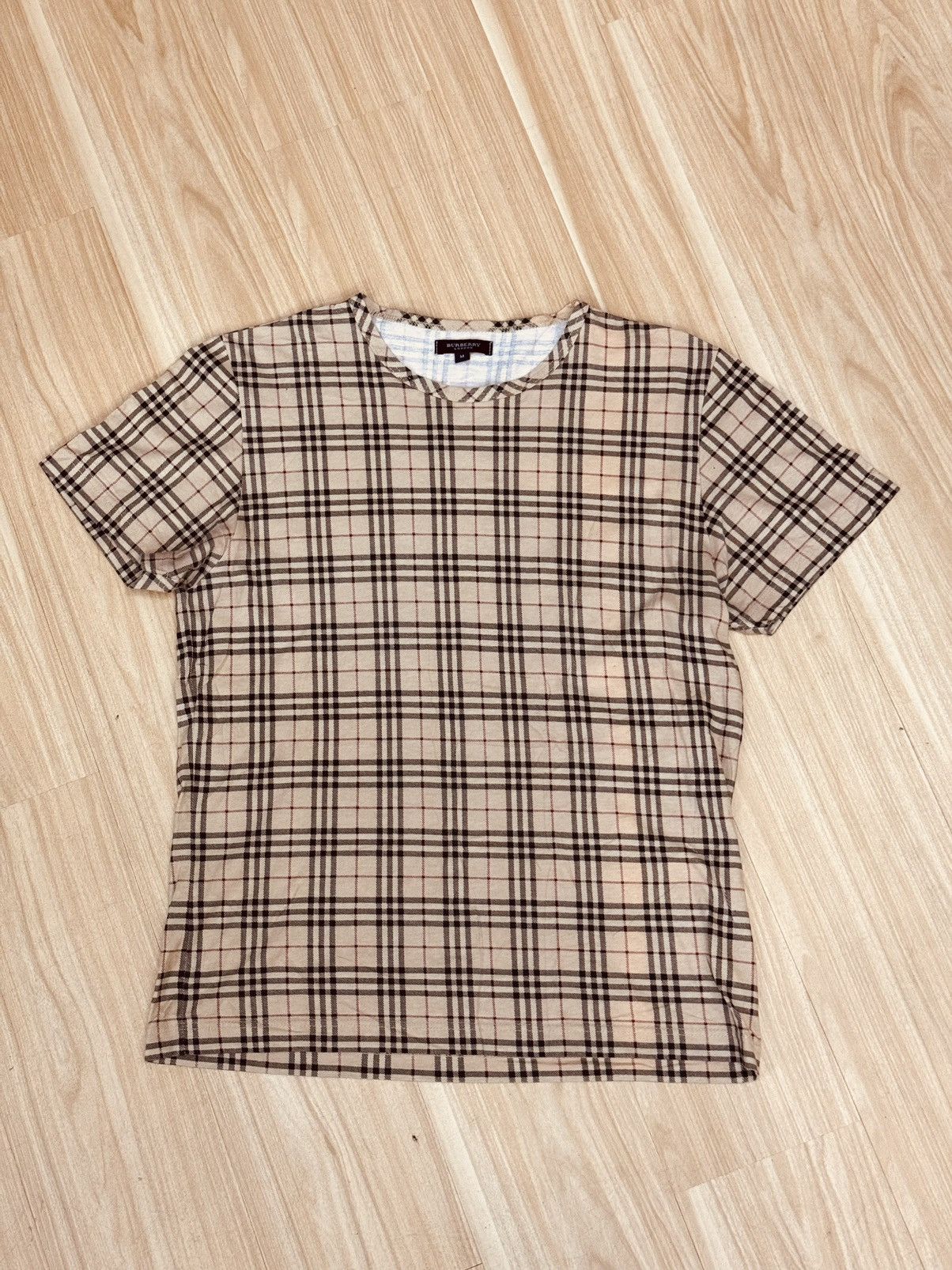 Burberry Burberry Checkered Vintage Tshirt Size M / US 6-8 / IT 42-44 - 1 Thumbnail