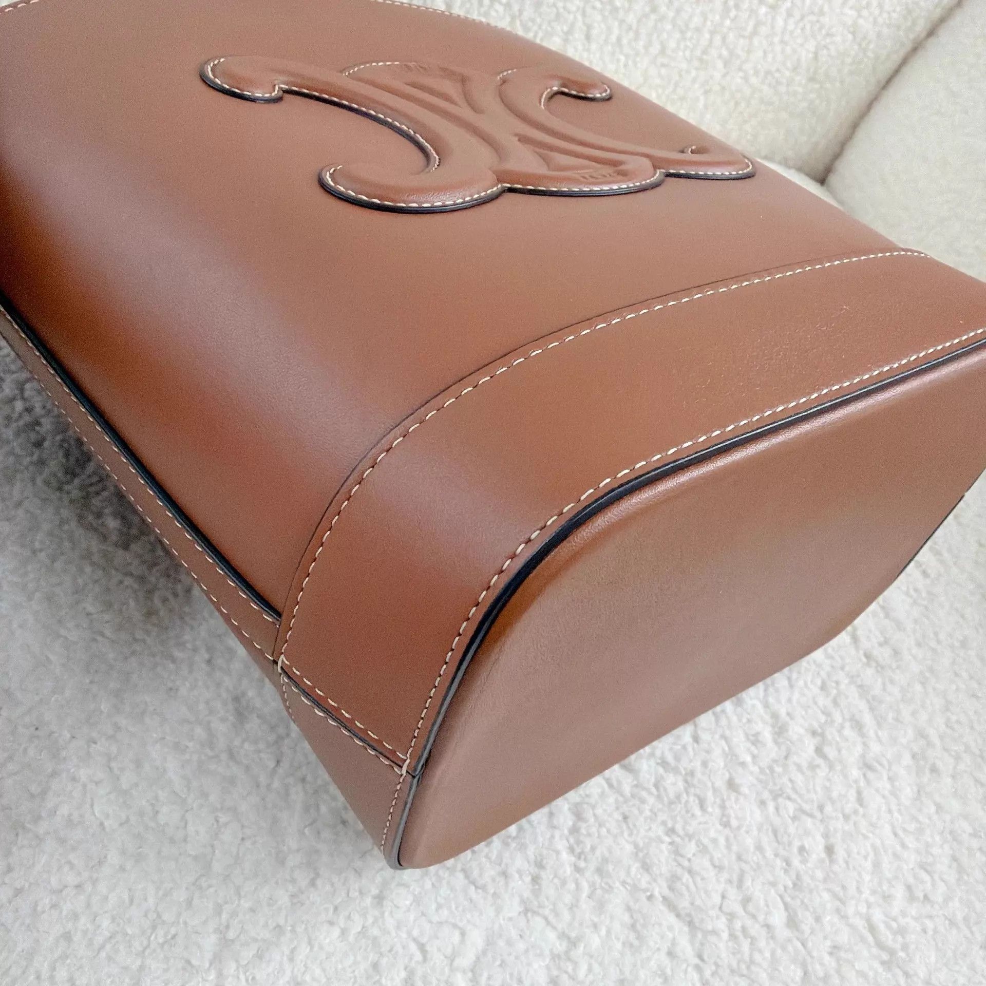 Celine Celine Cuir Triomphe Caramel Small Calfskin Logo Size ONE SIZE - 7 Thumbnail