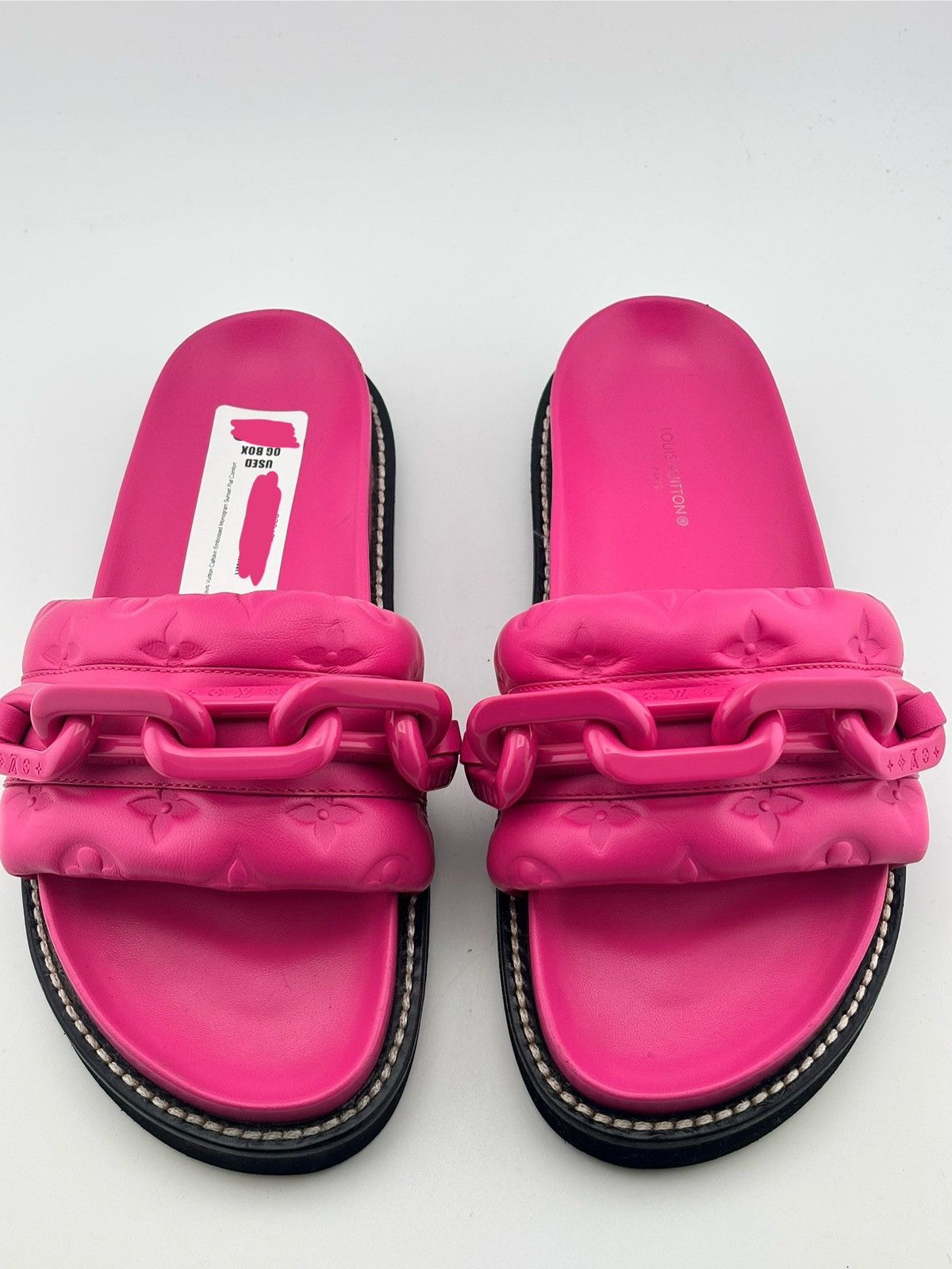 Louis Vuitton LOUIS VUITTON CALFSKIN EMBOSSED MONOGRAM SUNSET FLAT COMFORT Size US 6 / IT 36 - 5 Thumbnail
