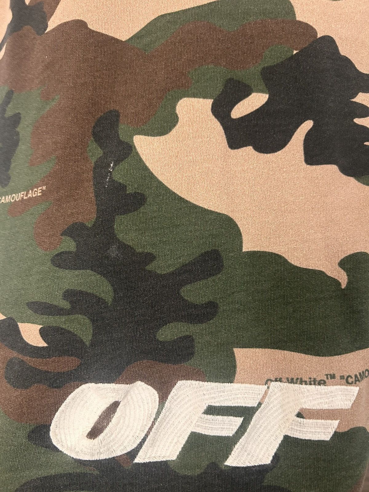 Off-White Off-White Virgil Abloh Camouflage Crewneck Sweatshirt XL Size US XL / EU 56 / 4 - 5 Thumbnail