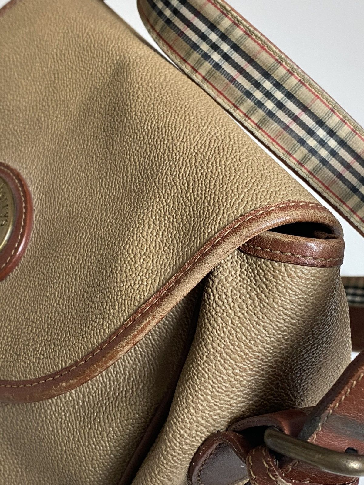 Burberry Burberrys Nova Check Vintage Leather Shoulder Bag Gold Beige Size ONE SIZE - 7 Thumbnail