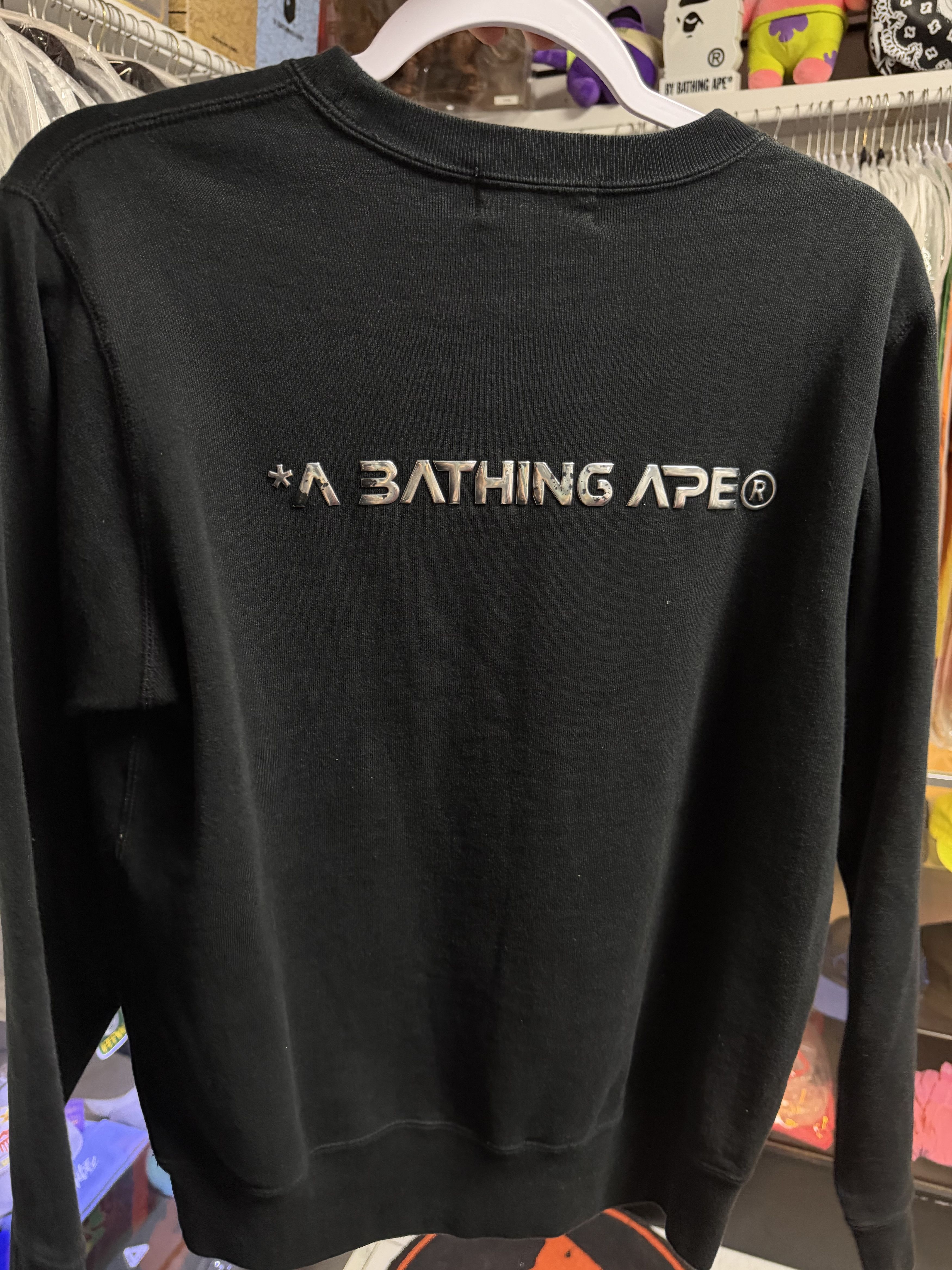 Bape Bape Moon Crewneck Size Medium Gently Worn Black Size US M / EU 48-50 / 2 - 2 Thumbnail