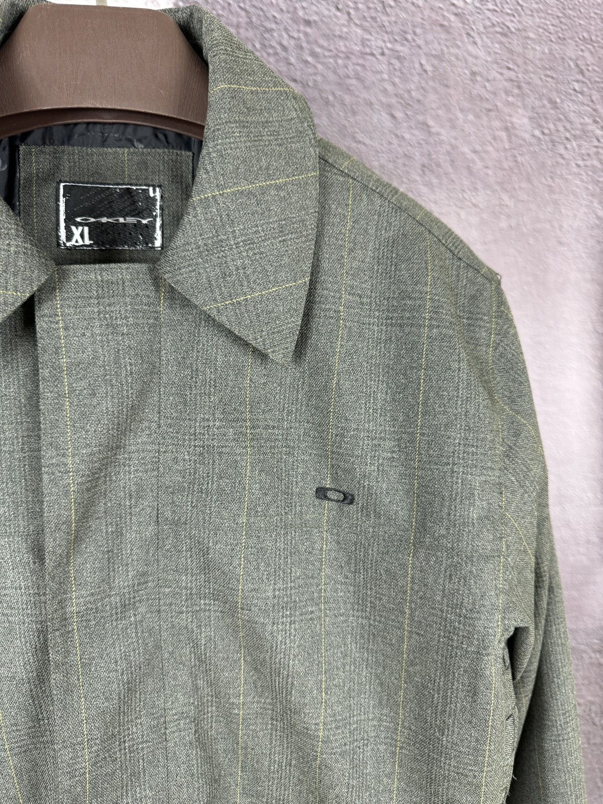 Oakley Oakley vintage FA07 grey checkered avant garde long jacket Size US XL / EU 56 / 4 - 8 Thumbnail