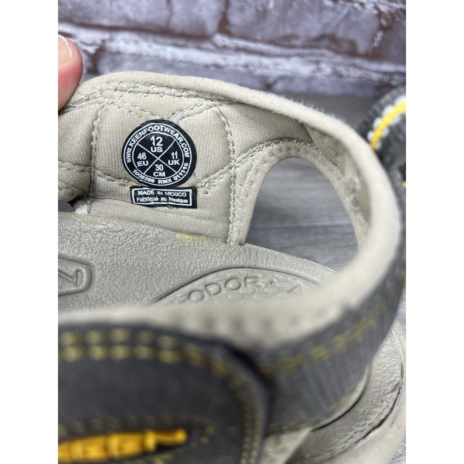 KEEN KEEN Newport H2 Gray Textile Hiking Waterproof Sandals Men S Size US 12 / EU 45 - 9 Thumbnail