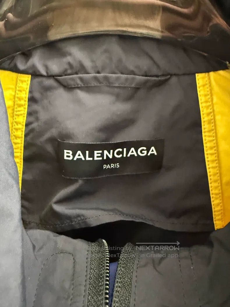 Balenciaga Balenciaga Yellow and blue color block windbreaker Size US M / EU 48-50 / 2 - 2 Thumbnail