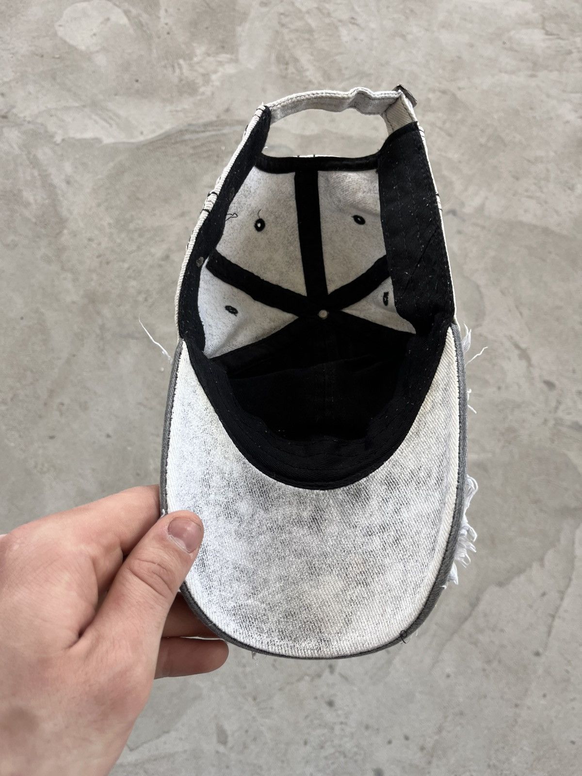 Other Vintage Chrome Hearts Style White Distressed Cap Metal Logo Size ONE SIZE - 8 Thumbnail
