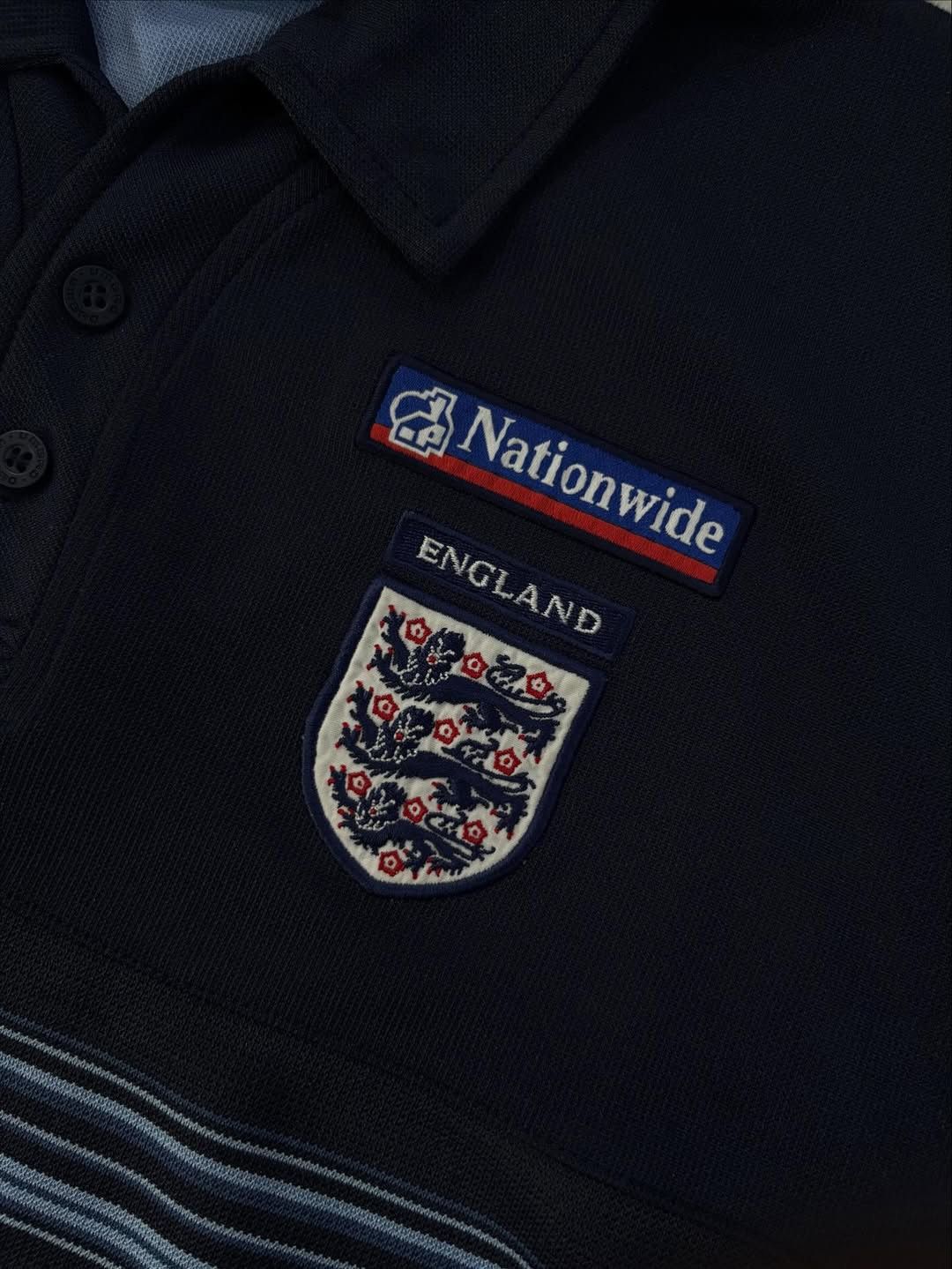Umbro VINTAGE UMBRO X ENGLAND JERSEY NAVY Size US L / EU 52-54 / 3 - 7 Thumbnail
