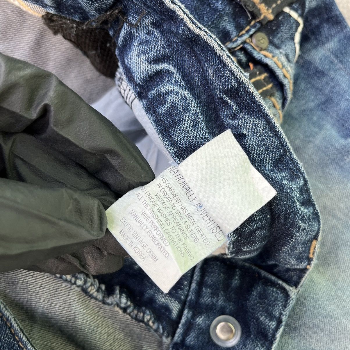 Japanese Brand Vintage Lolita Faded Flare Distressed Jeans Size US 30 / EU 46 - 10 Thumbnail