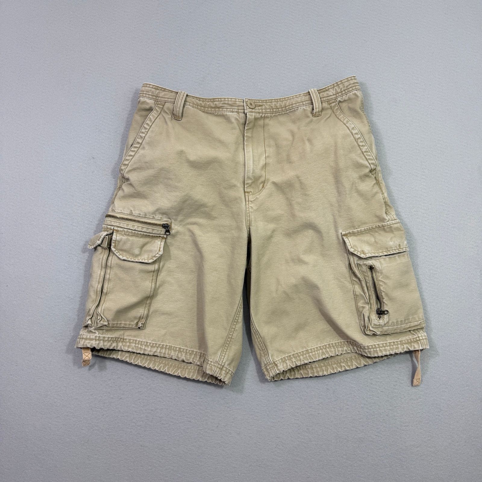Aeropostale Vintage Aeropostale Cargo Shorts Men's 38 Tan 11" Inseam Size US 38 / EU 54 - 1 Thumbnail