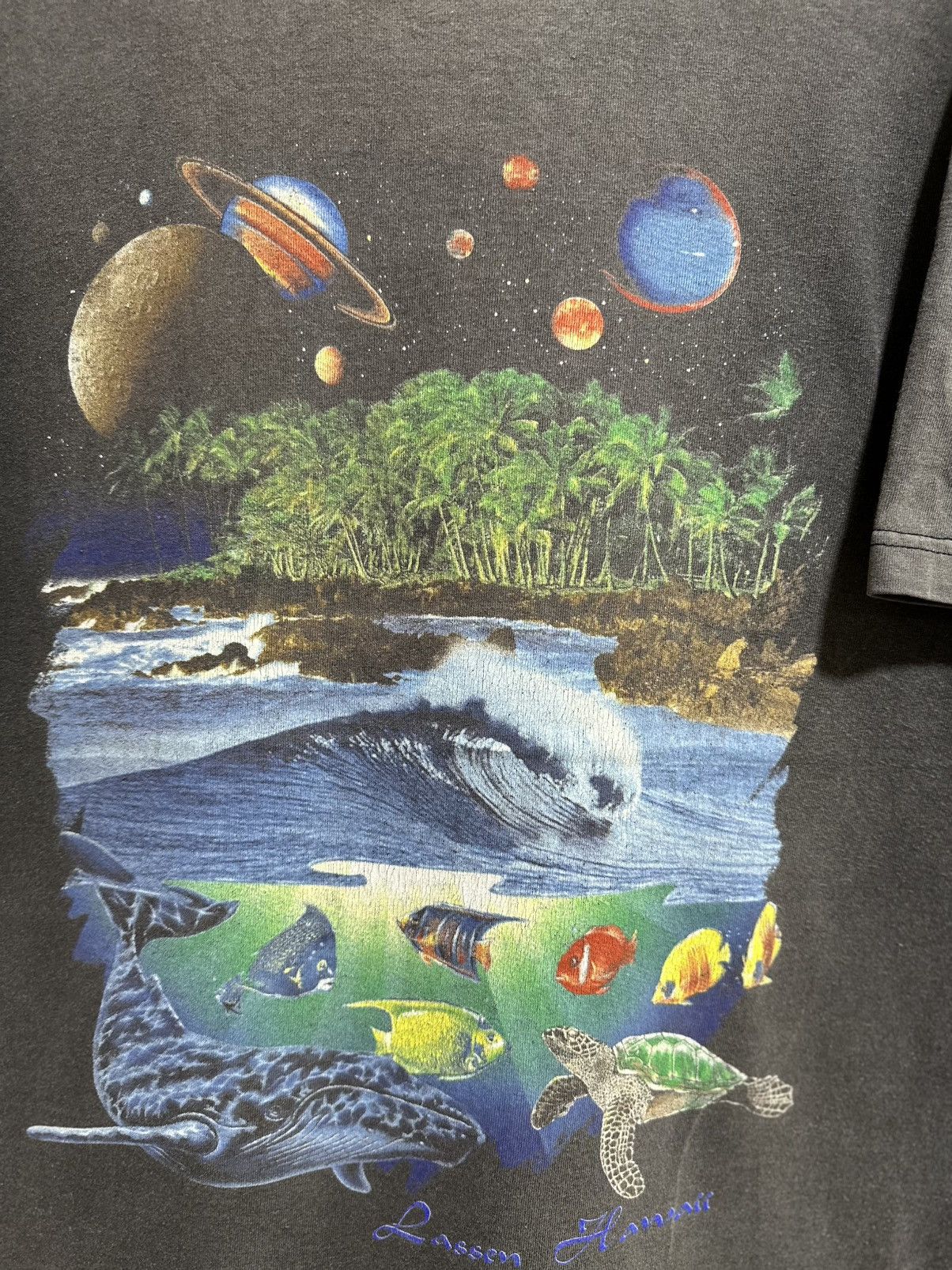 Vintage Vintage 90s Lassen Hawaii Sun Faded Tee Size US L / EU 52-54 / 3 - 2 Thumbnail