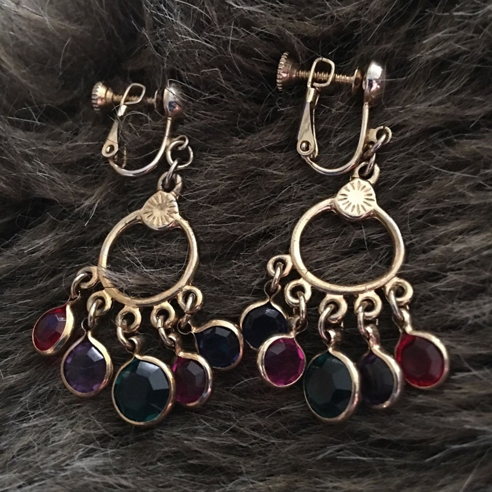 Vintage Vintage jewel tone dangle crystal screw backs Size ONE SIZE - 2 Thumbnail