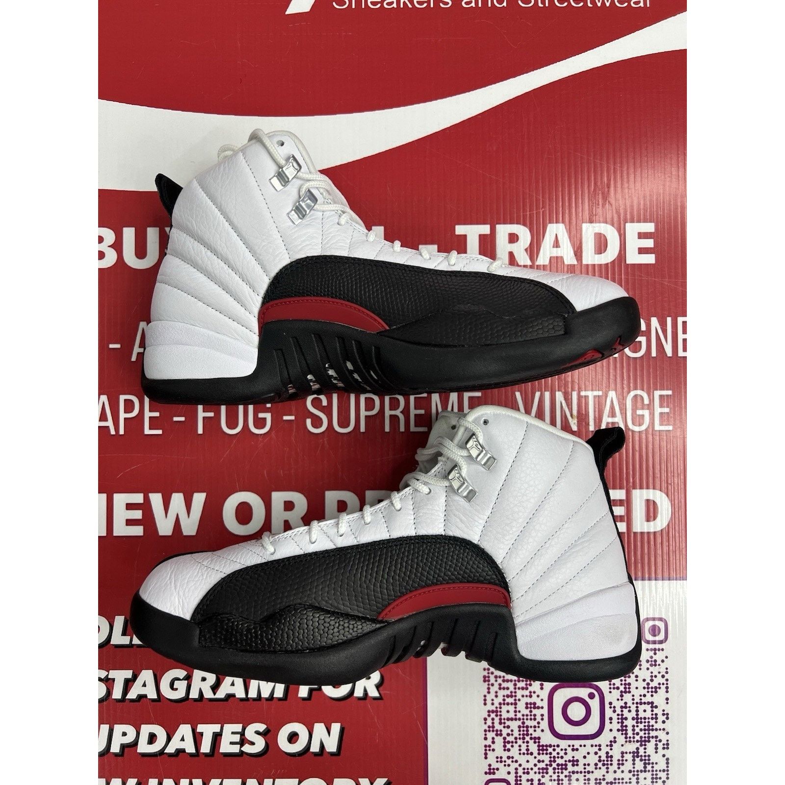 Jordan Brand Air Jordan 12 Retro Taxi Flip Size 8.5 (CT8013-162) Size US 8.5 / EU 41-42 - 3 Thumbnail