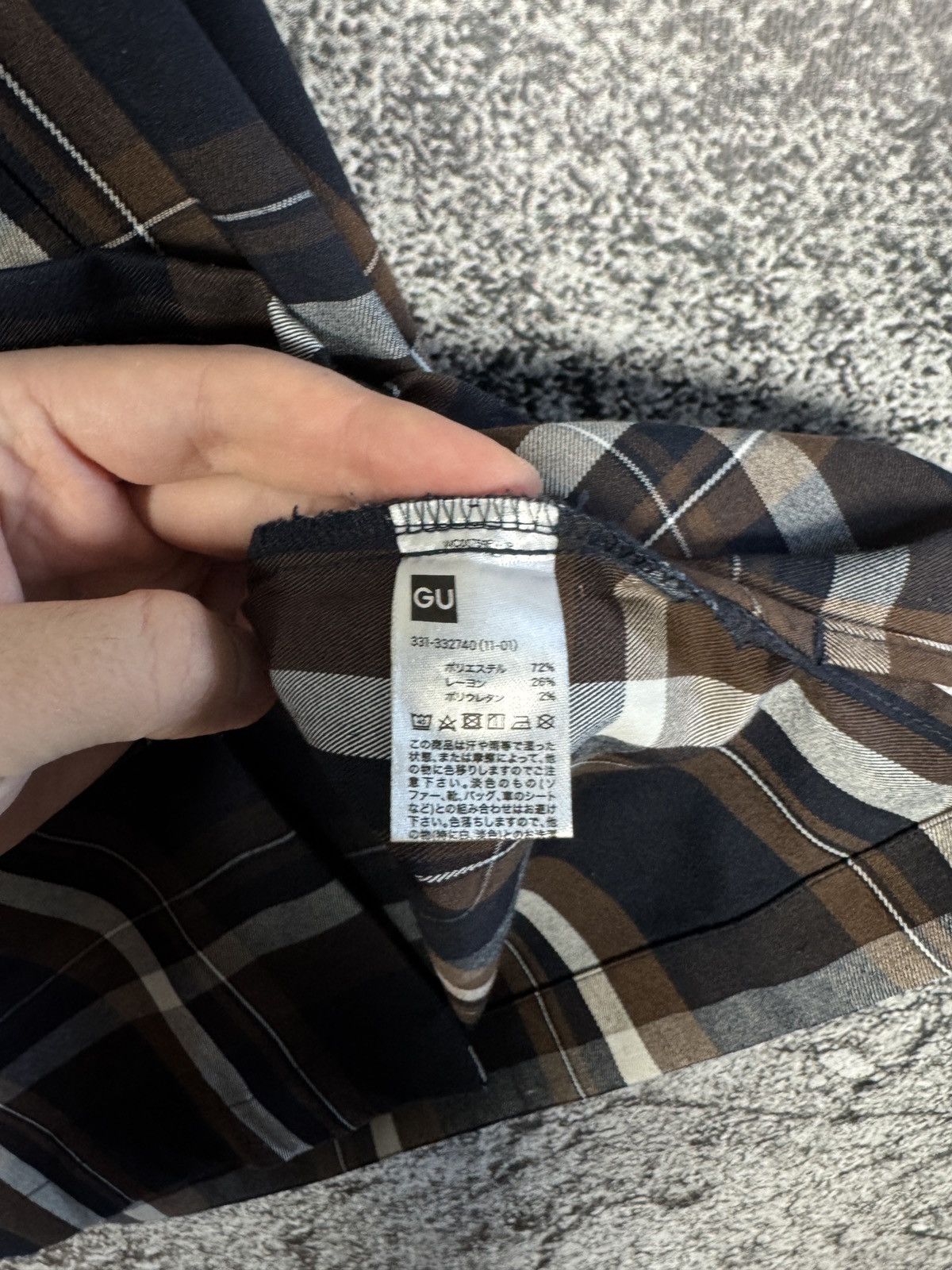 GU × Japanese Brand GU Plaid Long Sleeve Shirt Button Up Casual Japan Brand Sz S Size US S / EU 44-46 / 1 - 8 Thumbnail