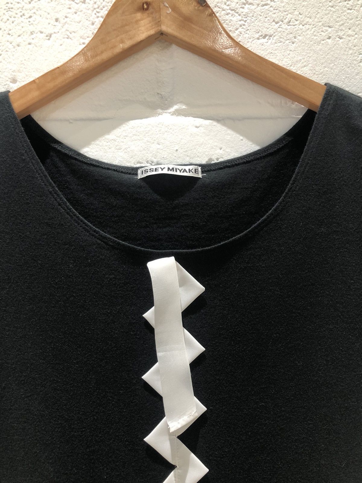 Issey Miyake Issey Miyake Ribbon T-Shirt Size XS / US 0-2 / IT 36-38 - 4 Thumbnail