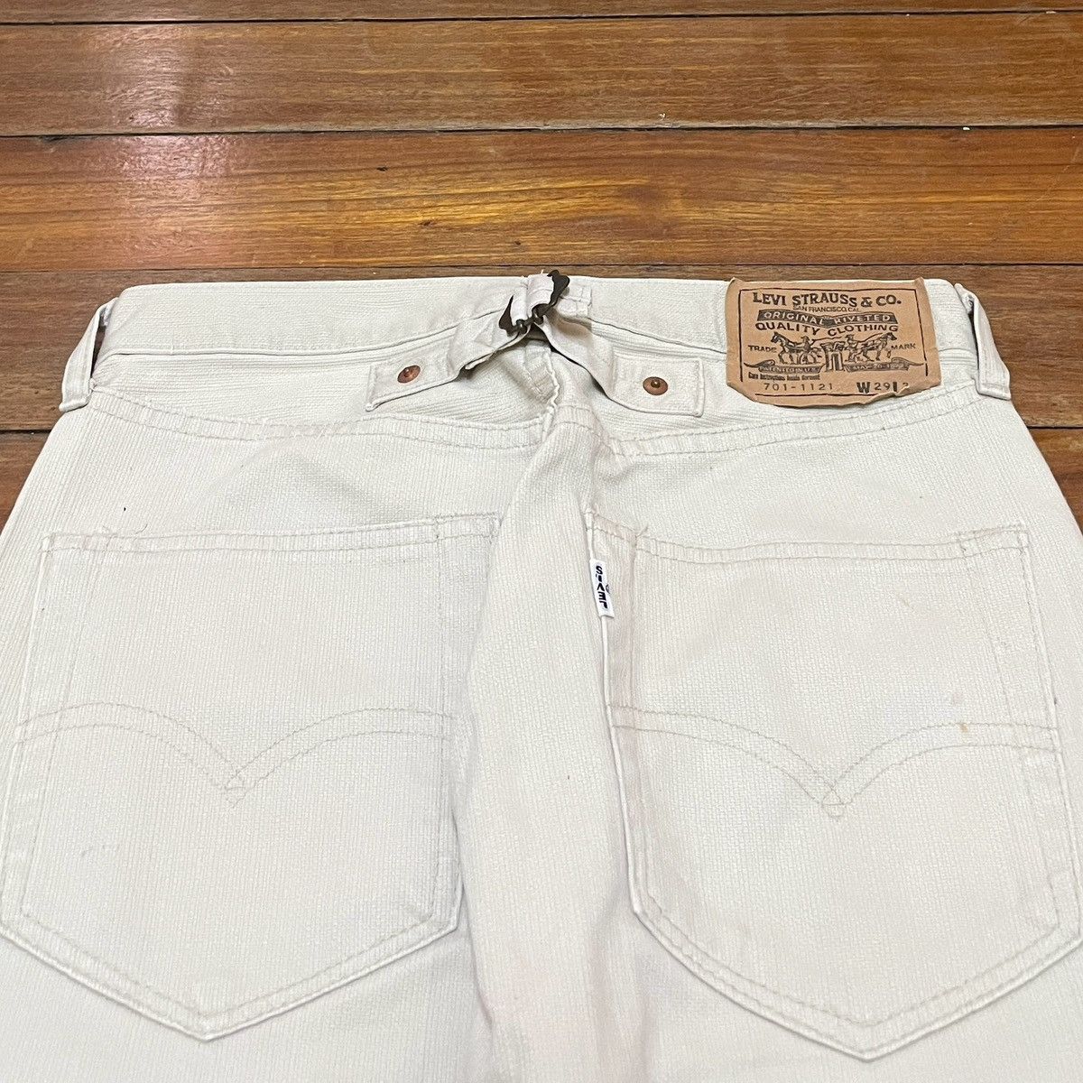Levi's × Vintage Rare Design Vintage Levis 701 Big E Buckle Back Pants 1990s Size US 29 - 4 Thumbnail