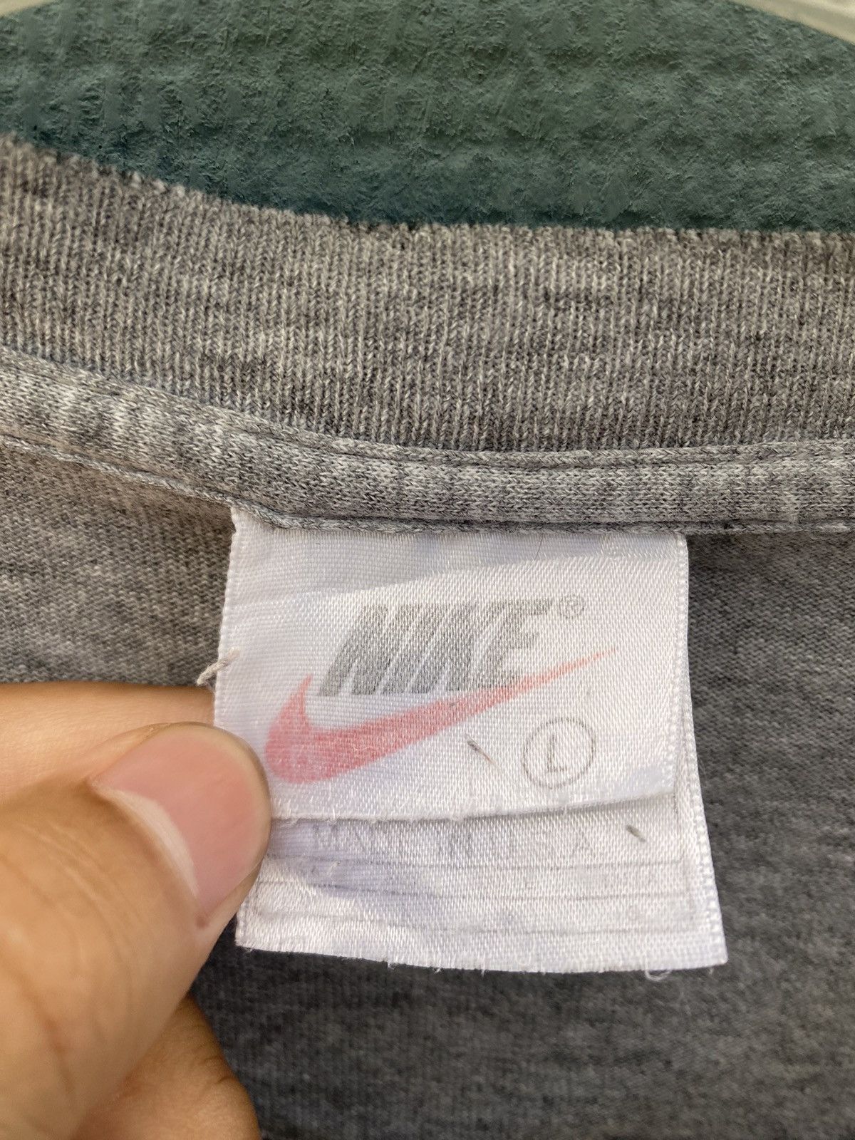 Nike × Vintage Vintage nike hoops 90s tee Size US L / EU 52-54 / 3 - 7 Thumbnail