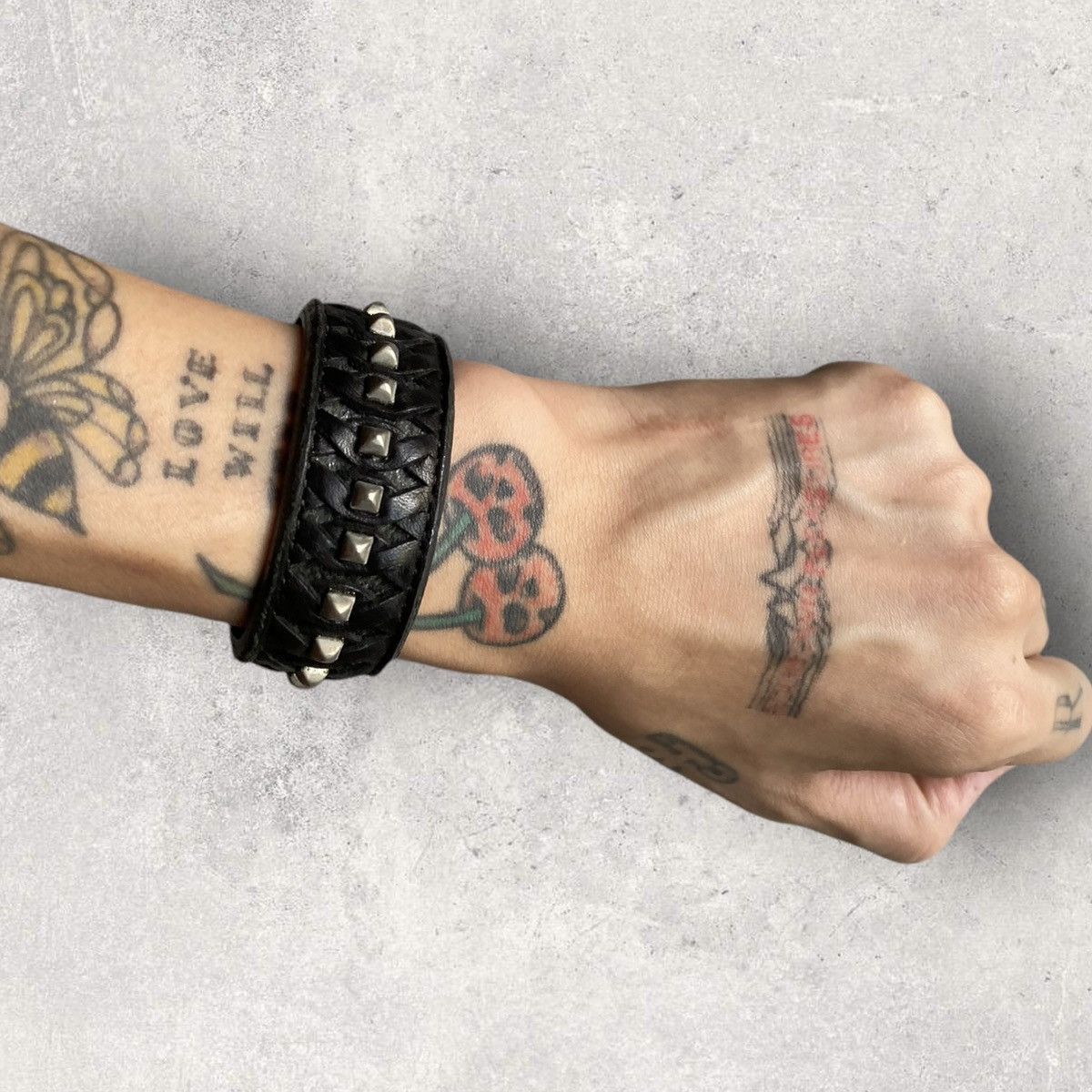 Yohji Yamamoto Limi Feu One Role Studded Bracelet Size ONE SIZE - 4 Thumbnail