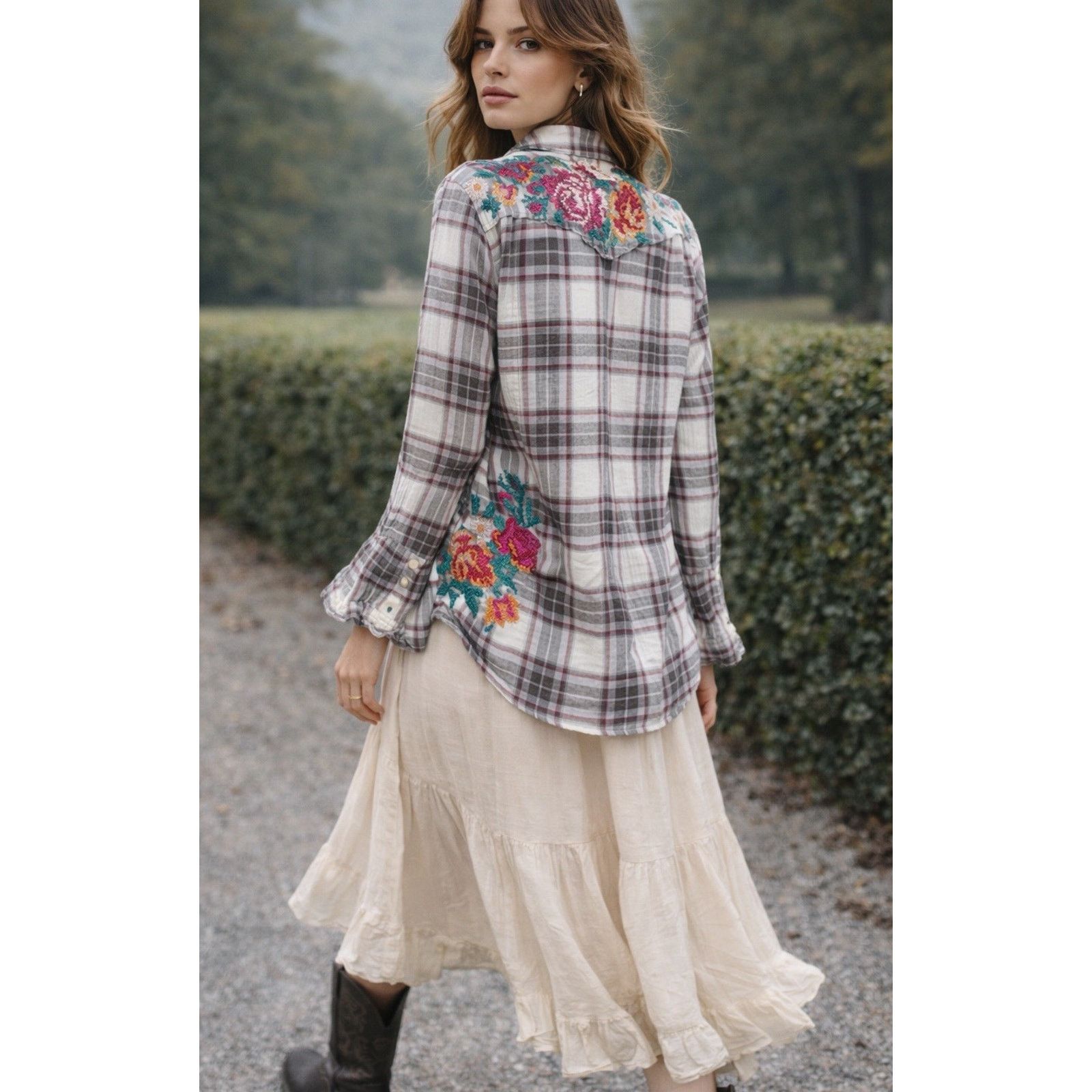 Johnny Was Johnny Was Plaid Sz S Floral Rose Cross Stitch Western EUC Size M / US 6-8 / IT 42-44 - 1 Thumbnail