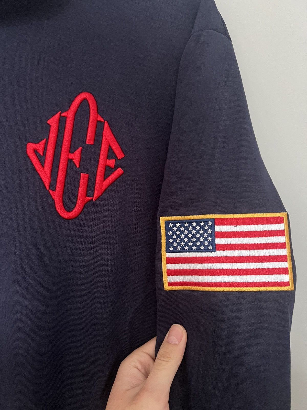 Other Quarter Zip of Economist Jeffrey Epstein souveniur, USA flag Size US M / EU 48-50 / 2 - 4 Thumbnail
